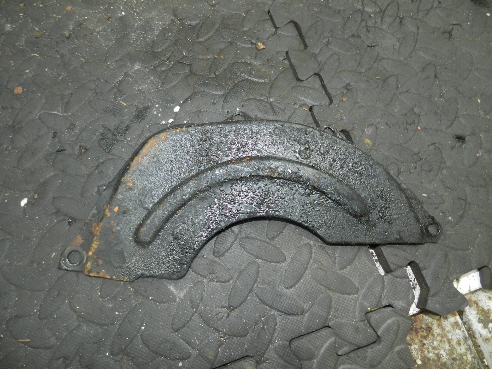 181. RENAULT 5 R5 NOT RS TURBO. FLYWHEEL COVER TRIM PLATE - Image 4