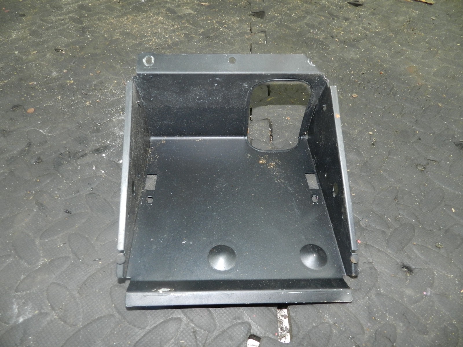 181. RENAULT 5 R5 NOT RS TURBO. ASH TRAY HOUSING FRAME - Image 3