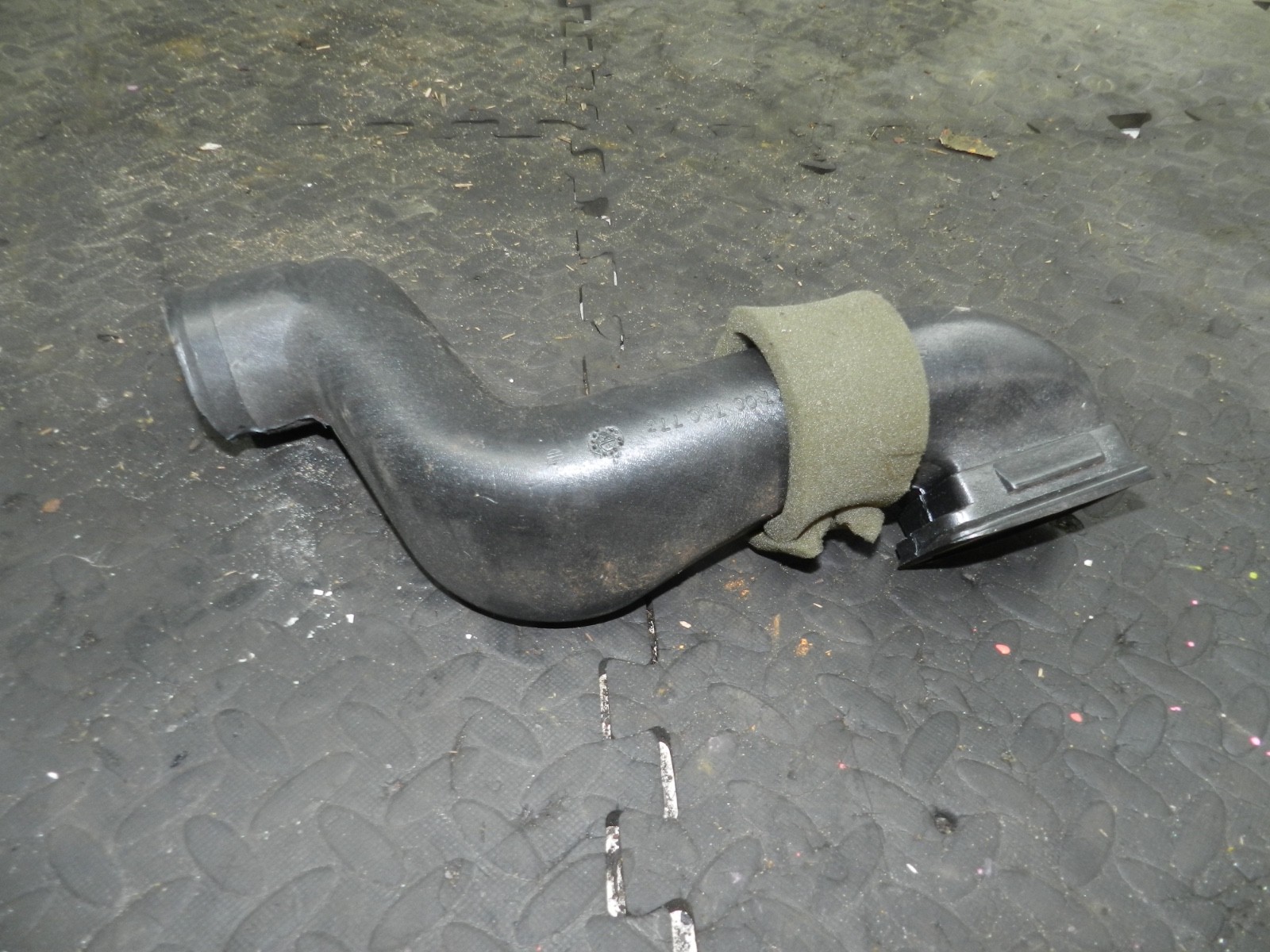 181. RENAULT 5 R5 NOT RS TURBO. HEATER AIR BLOWER DUCT - Image 3