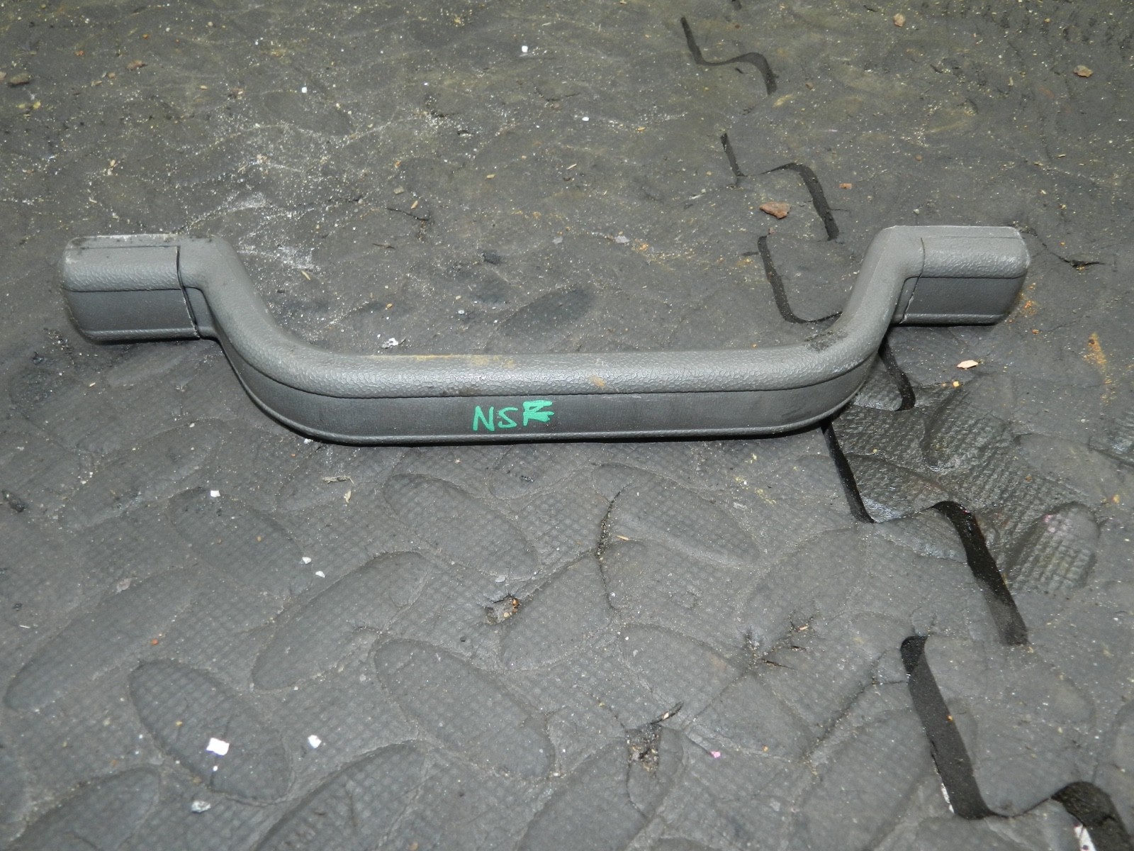 181. RENAULT 5 R5 NOT RS TURBO. PASSENGER SIDE REAR GRAB HANDLE