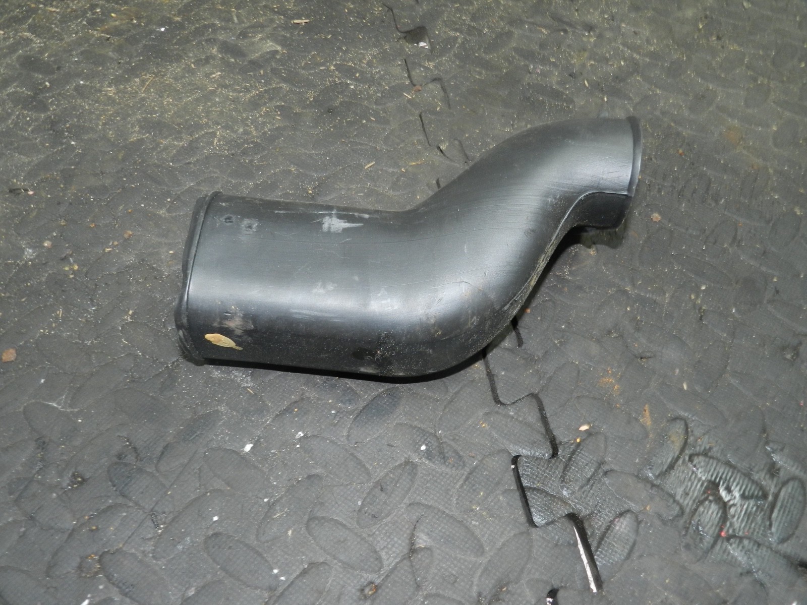 181. RENAULT 5 R5 NOT RS TURBO. AIR DUCT HEATER BLOWER