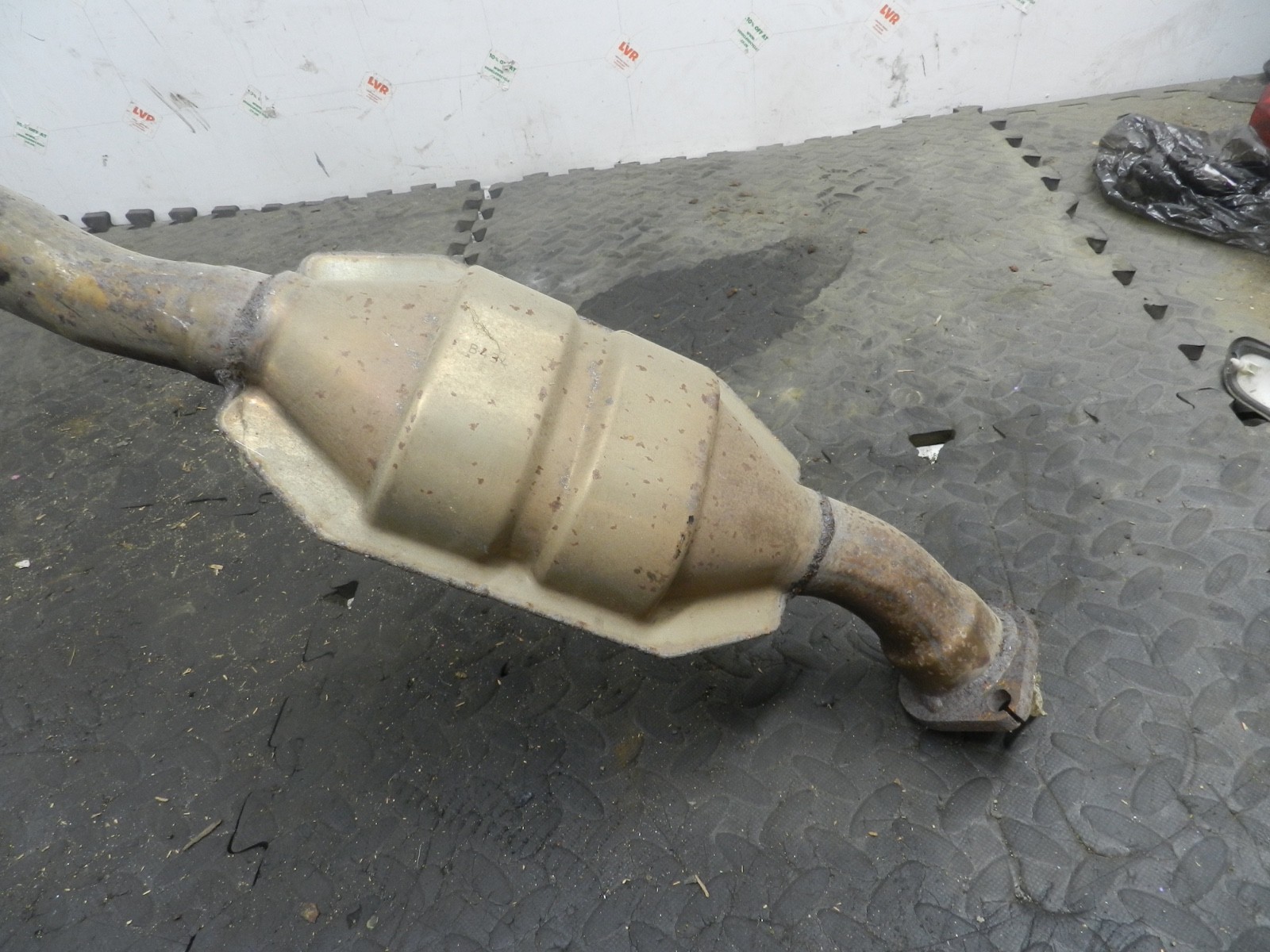 181. RENAULT 5 R5 NOT RS TURBO. EXHAUST CATALYTIC CONVERTER MID PIPE - Image 2