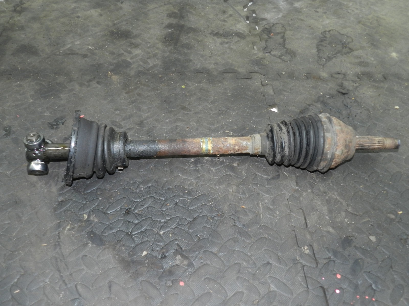 181. RENAULT 5 R5 NOT RS TURBO. PASSENGER SIDE DRIVE SHAFT