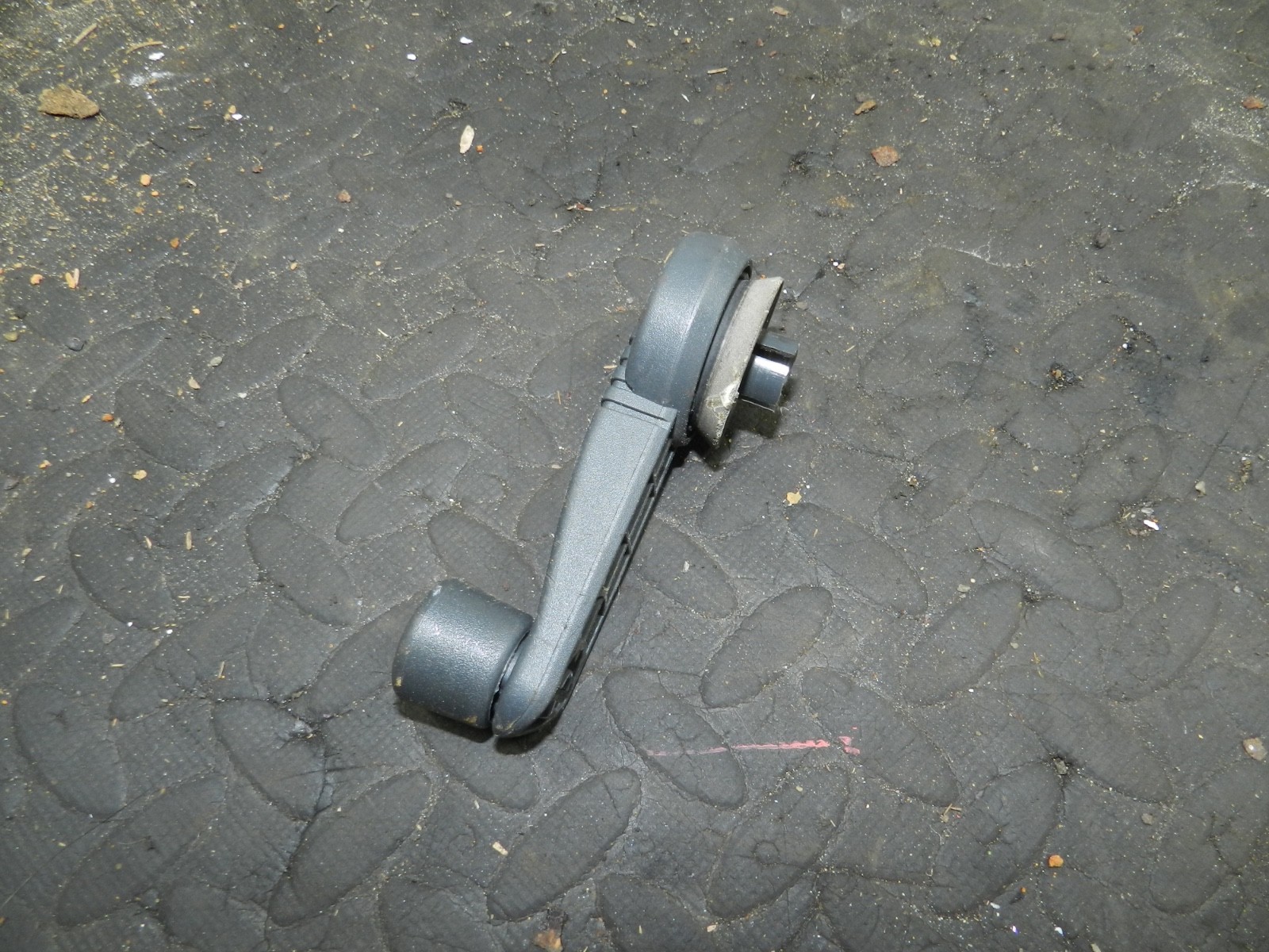 181. RENAULT 5 R5 NOT RS TURBO. WINDOW WINDER HANDLE - Image 2