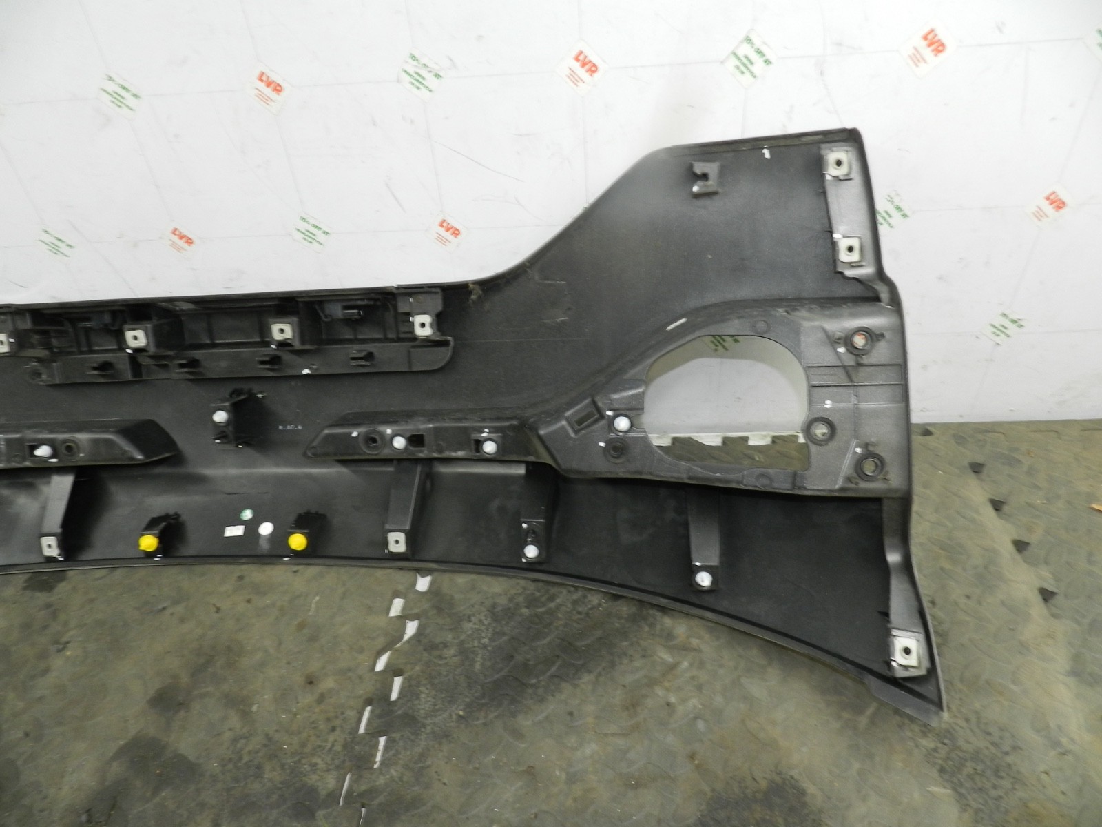 180. 2018 RENAULT KOLEOS MK2. BOOT LID TAILGATE PANEL TRIM EXTERNAL - Image 6