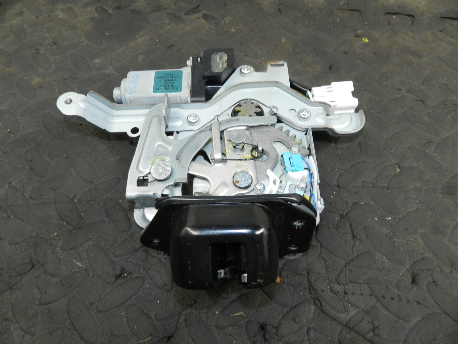 180. 2018 RENAULT KOLEOS MK2. BOOT LID TAIL GATE LOCK LATCH MECHANISM
