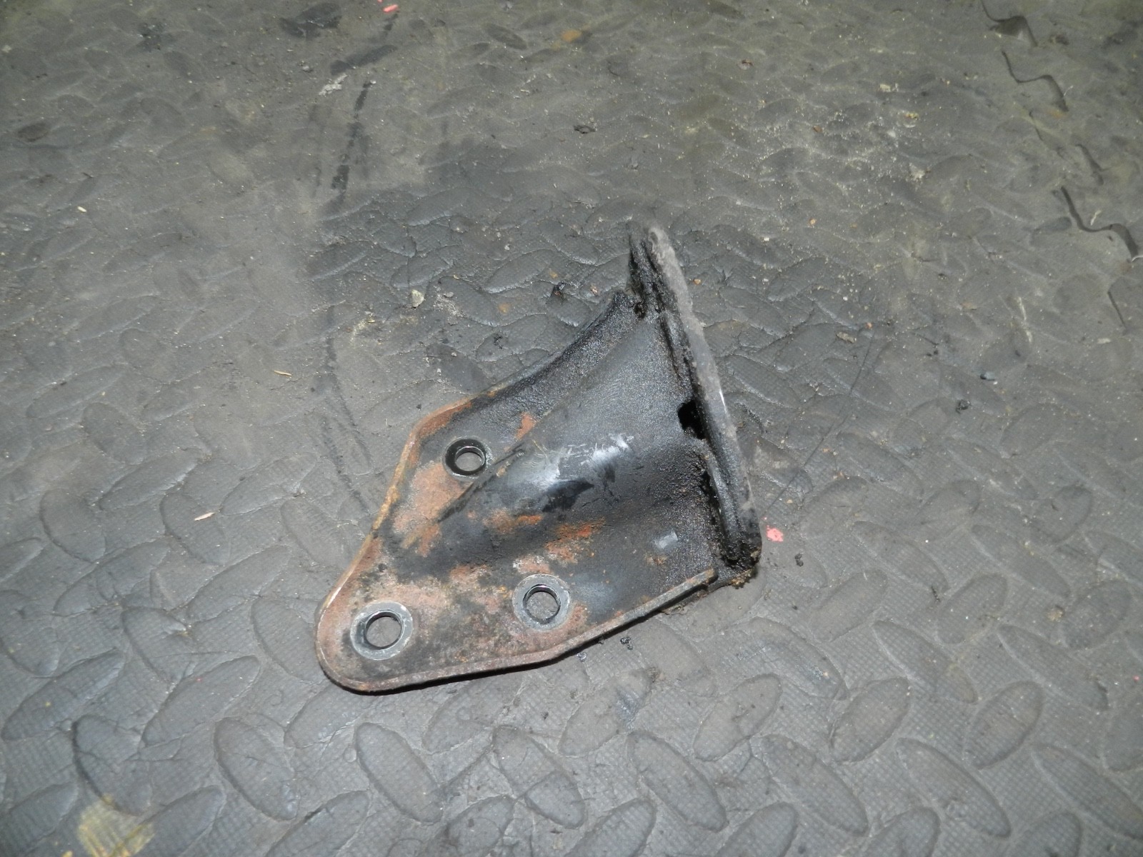 181. RENAULT 5 R5 NOT RS TURBO. ENGINE MOUNT FRAME - Image 5