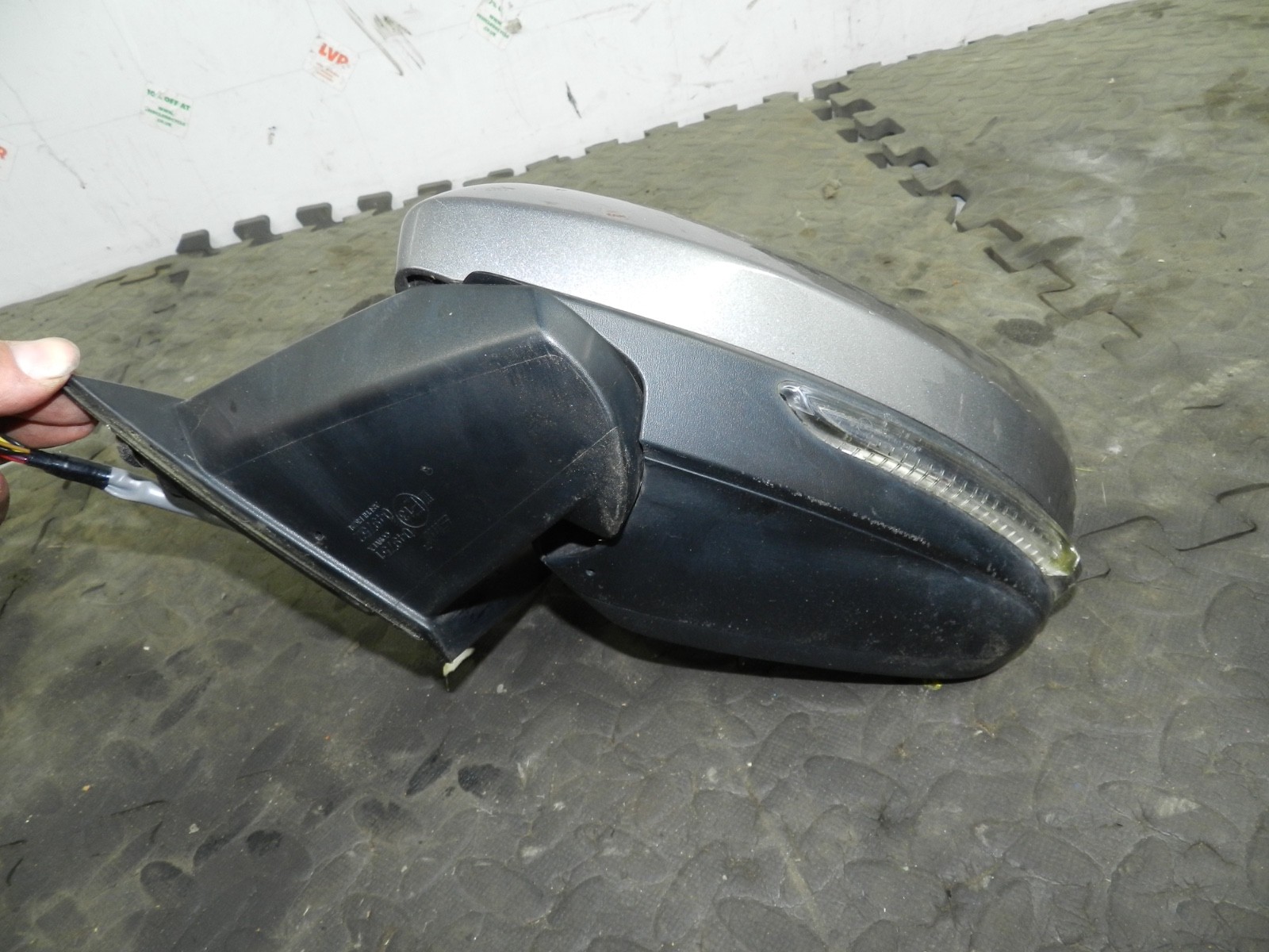 180. 2018 RENAULT KOLEOS MK2. PASSENGER SIDE WING MIRROR IN GREY - Image 5