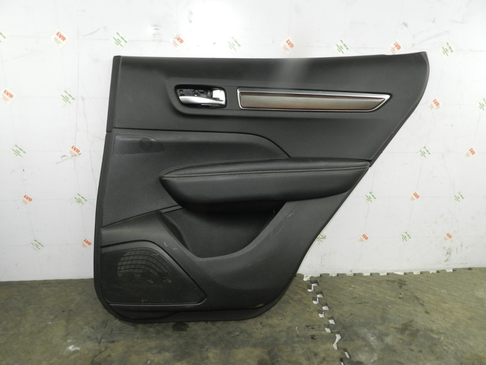 180. 2018 RENAULT KOLEOS MK2. DRIVER SIDE REAR DOOR CARD PANEL