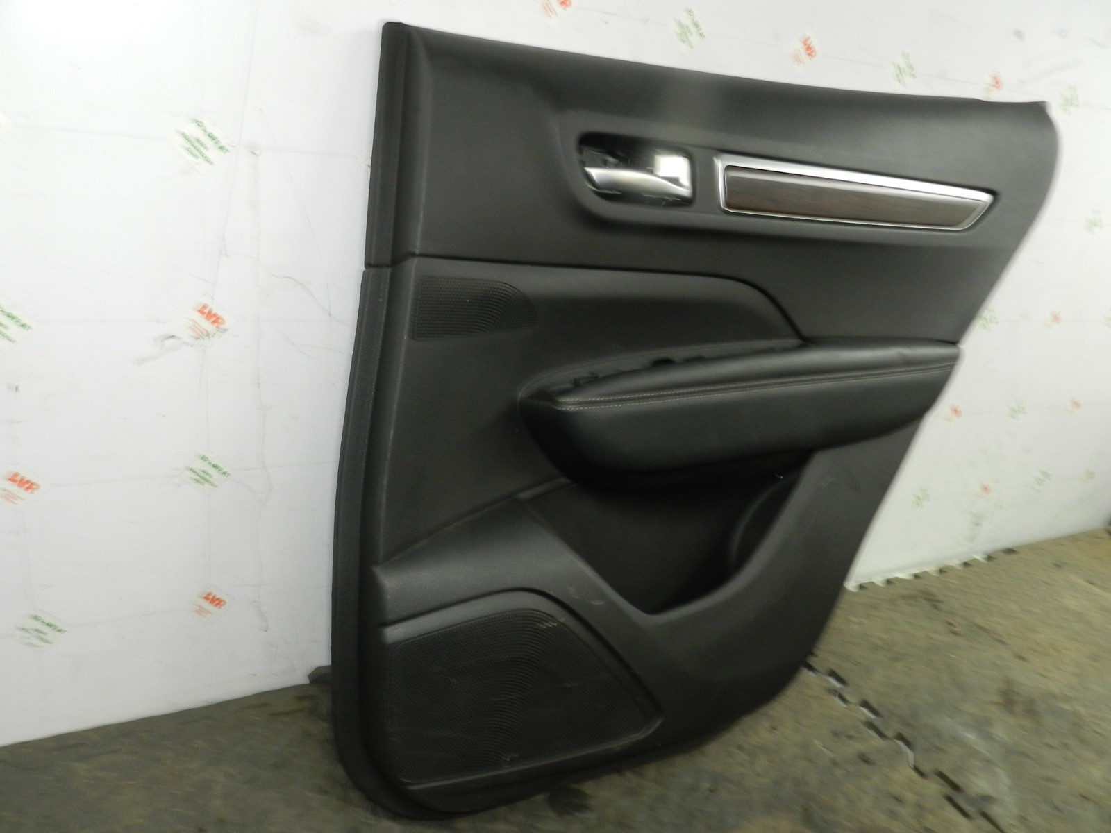 180. 2018 RENAULT KOLEOS MK2. DRIVER SIDE REAR DOOR CARD PANEL - Image 2