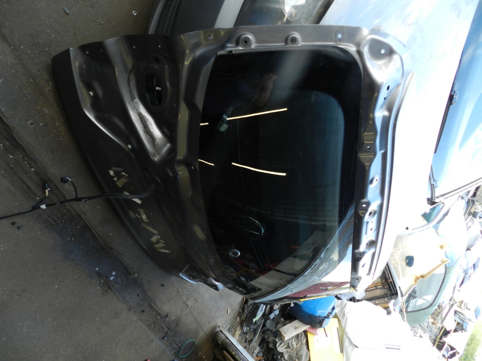 180. 2018 RENAULT KOLEOS MK2. BOOT LID TAIL GATE IN GREY - Image 2