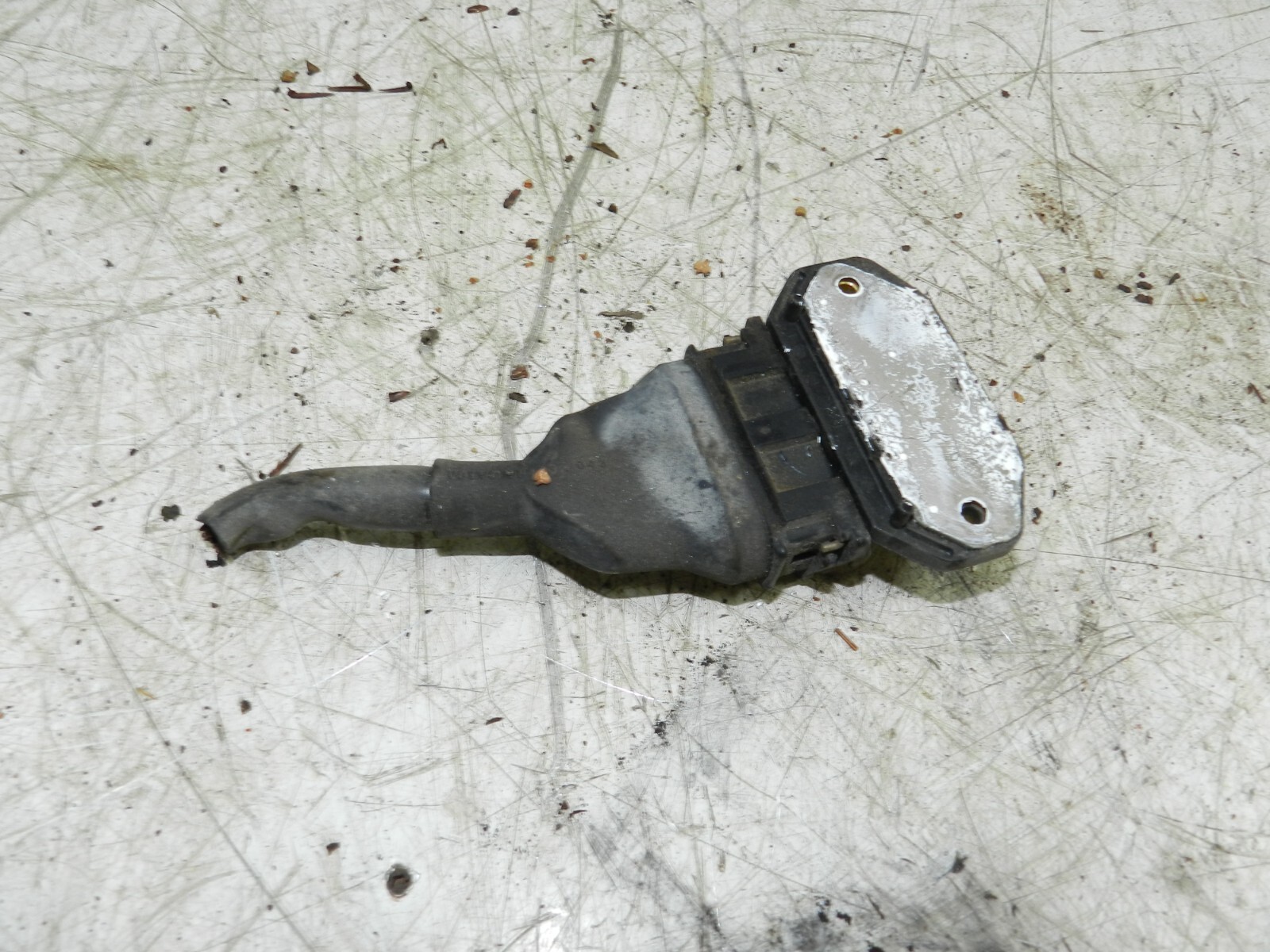 1990 VOLVO 700 740. 0227100124 IGNITION MODULE - Image 2