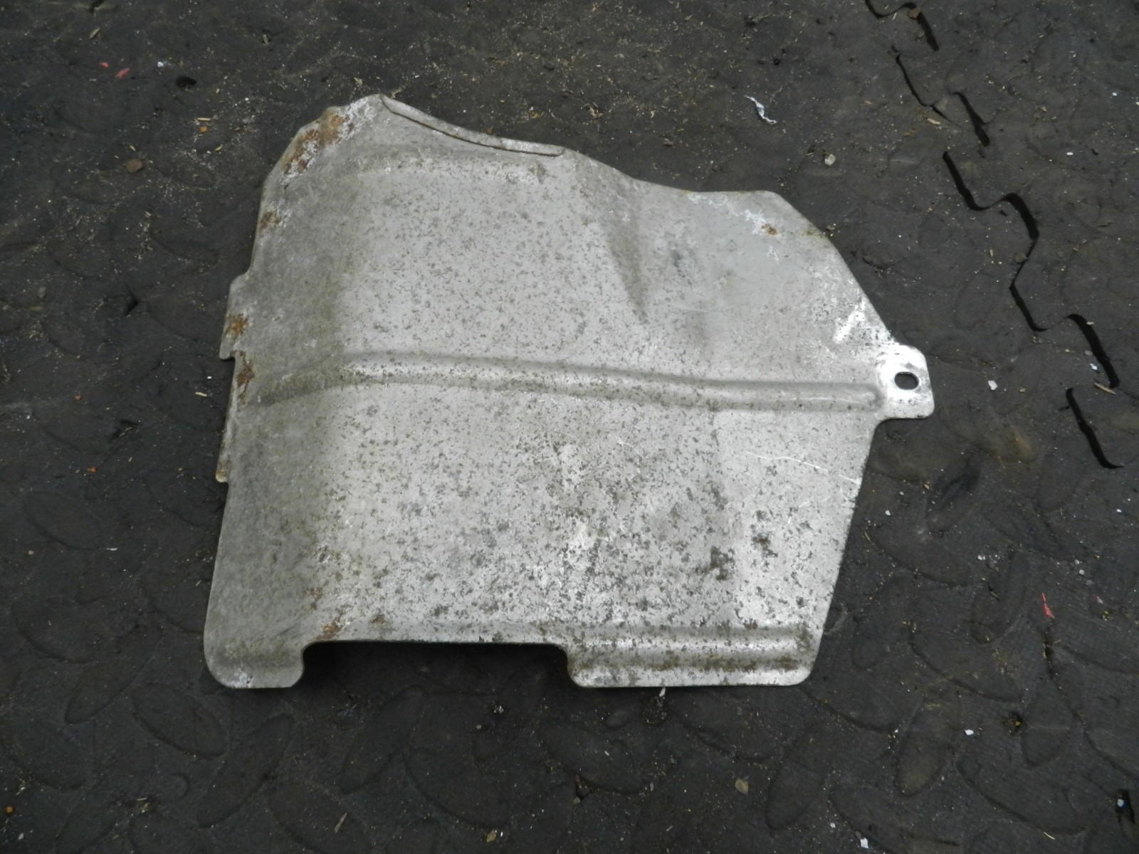 181. RENAULT 5 R5 NOT RS TURBO. EXHAUST HEAT SHIELD
