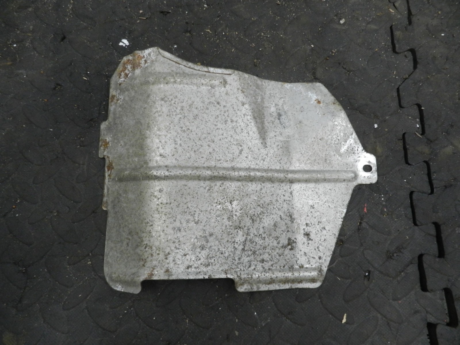 181. RENAULT 5 R5 NOT RS TURBO. EXHAUST HEAT SHIELD - Image 2