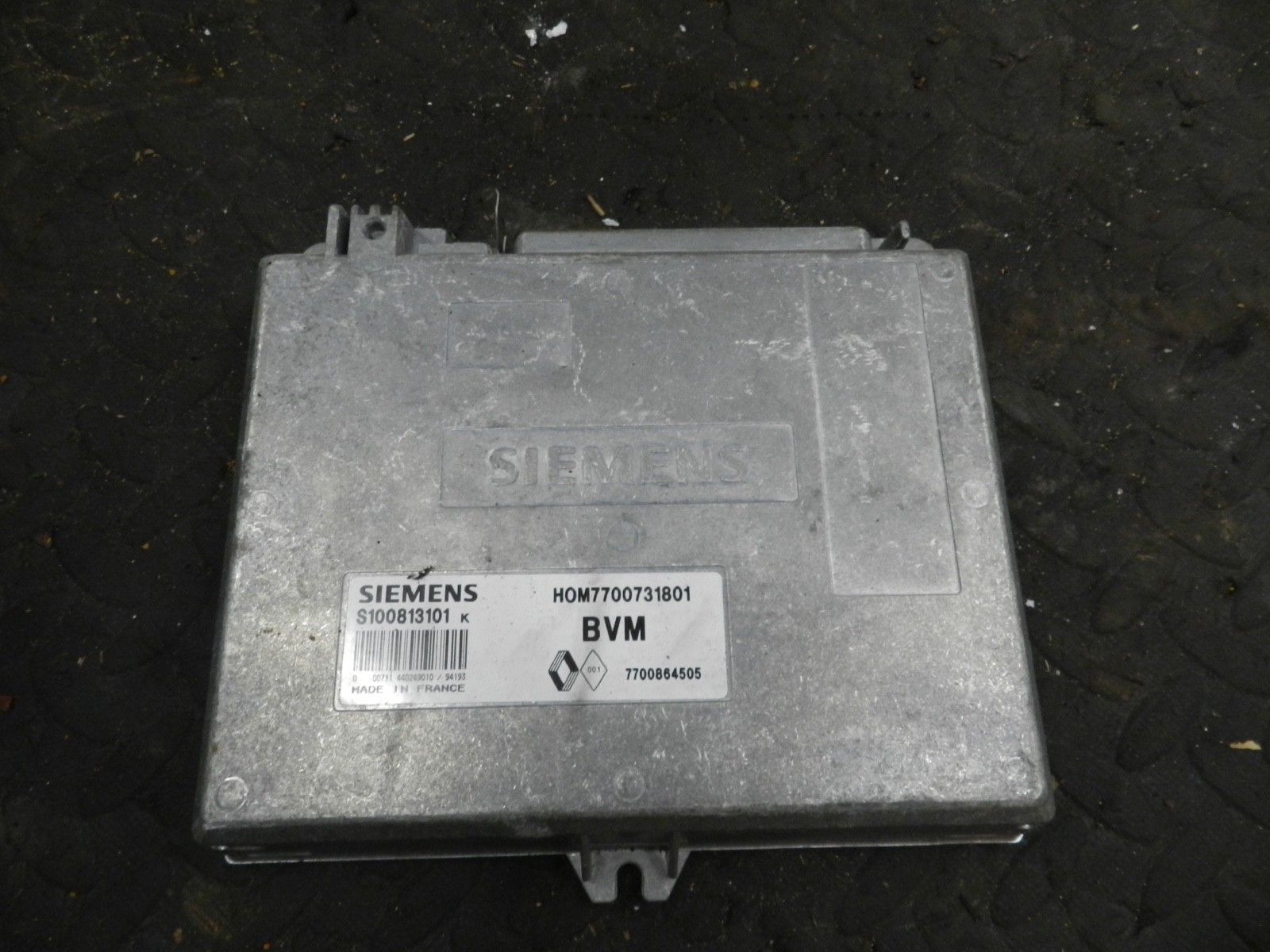 181. RENAULT 5 R5 NOT RS TURBO. ENGINE ECU 7700864505