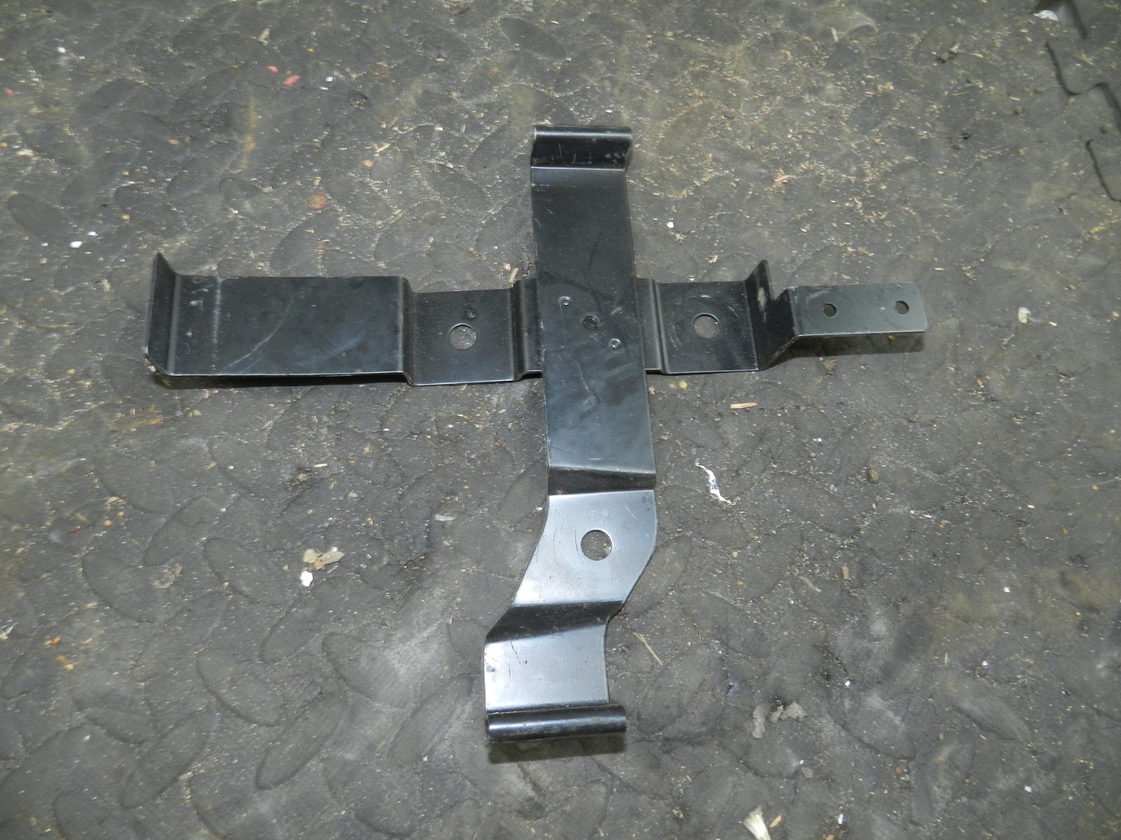 181. RENAULT 5 R5 NOT RS TURBO. ENGINE ECU BRACKET FRAME