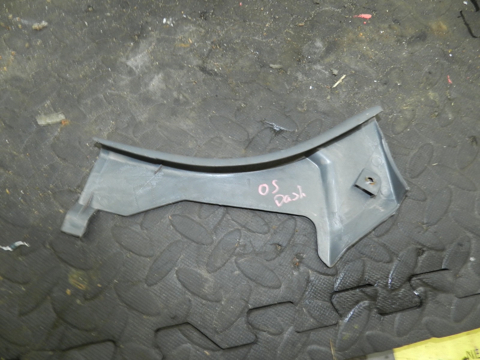 181. RENAULT 5 R5 NOT RS TURBO DRIVER SIDE DASH BOARD TRIM - Image 2