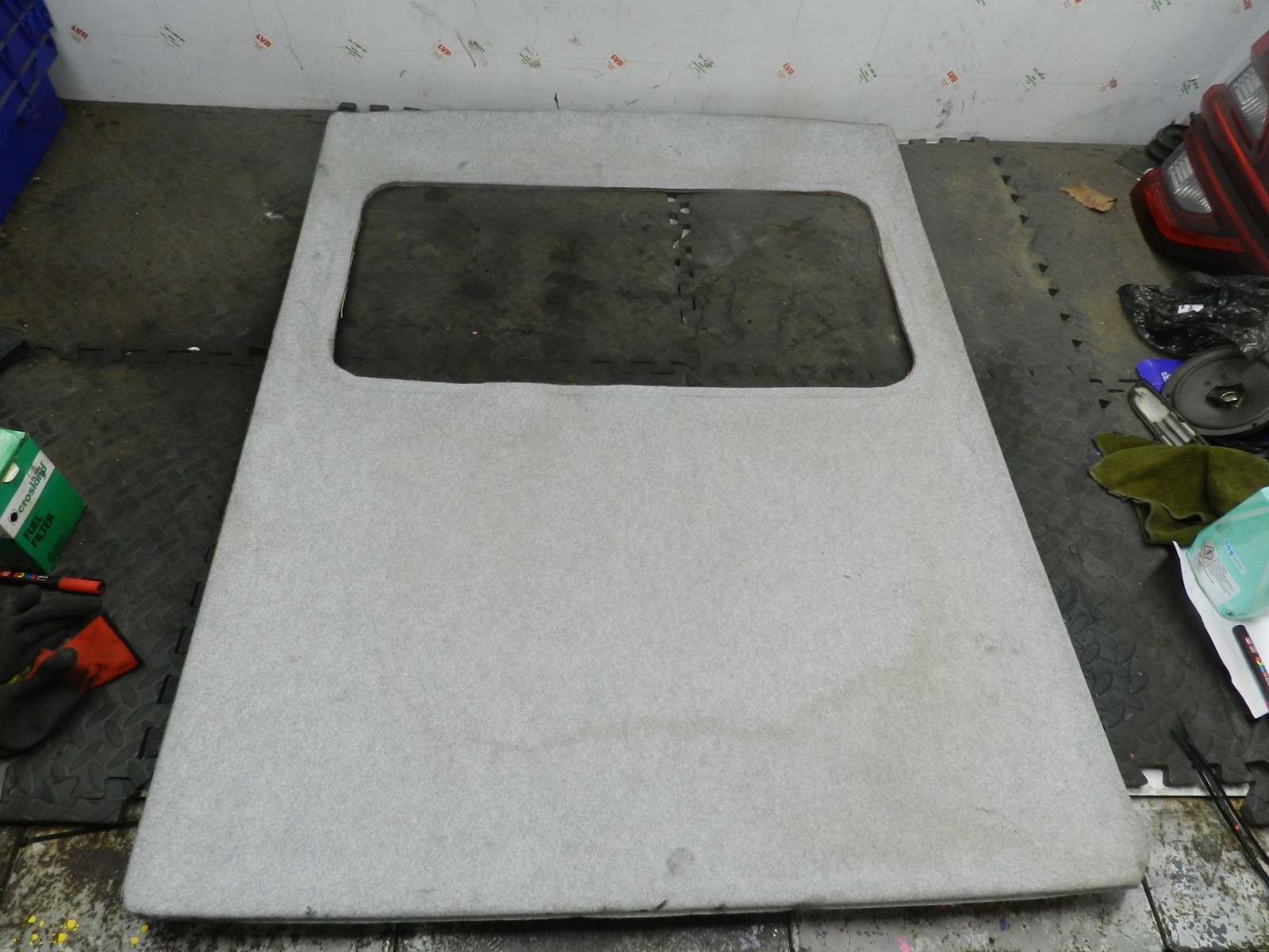 181. RENAULT 5 R5 NOT RS TURBO. ROOF PANEL WITH SUN ROOF HOLE LINER - Image 2