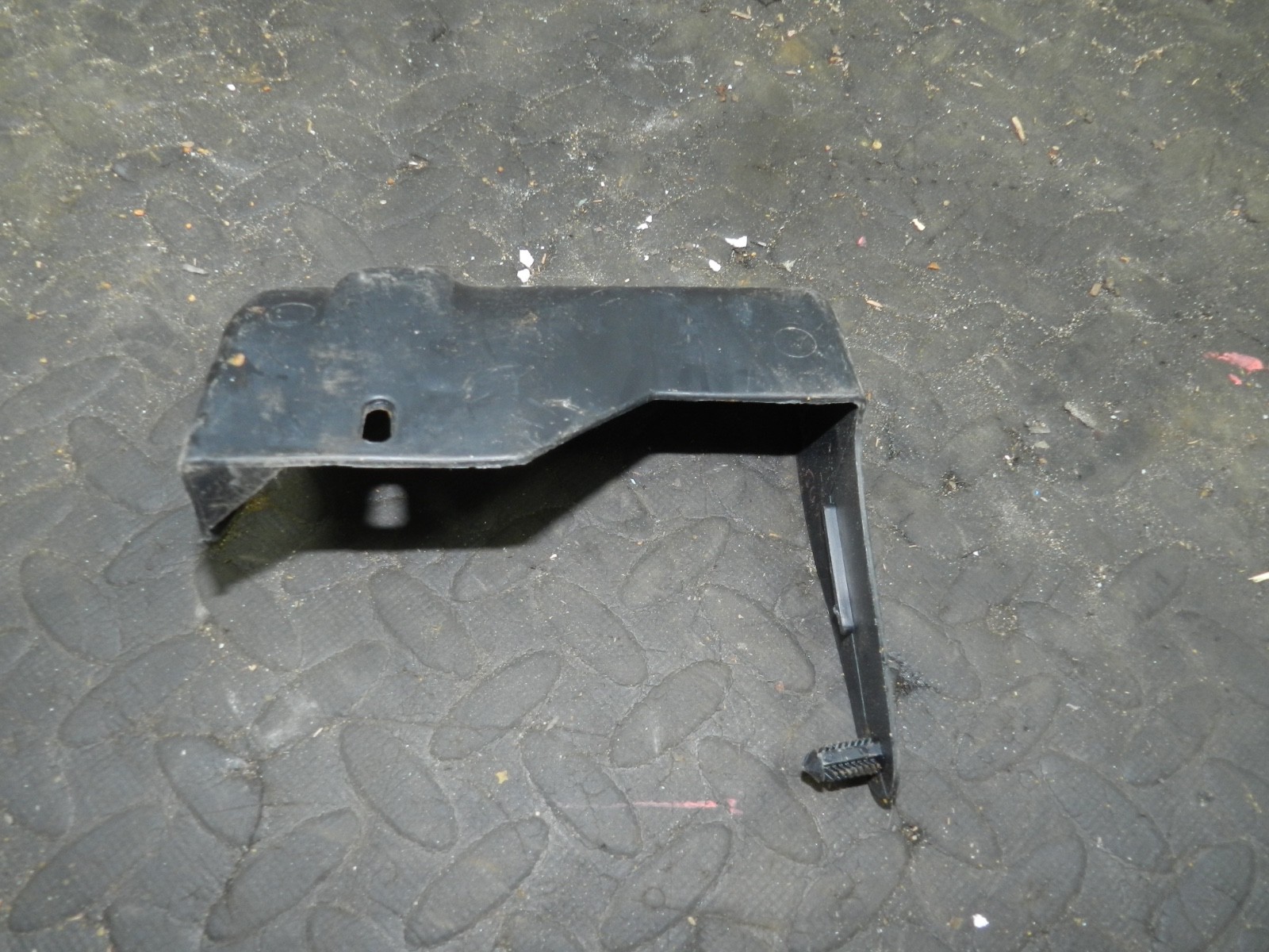 181. RENAULT 5 R5 NOT RS TURBO. PEDAL COVER TRIM