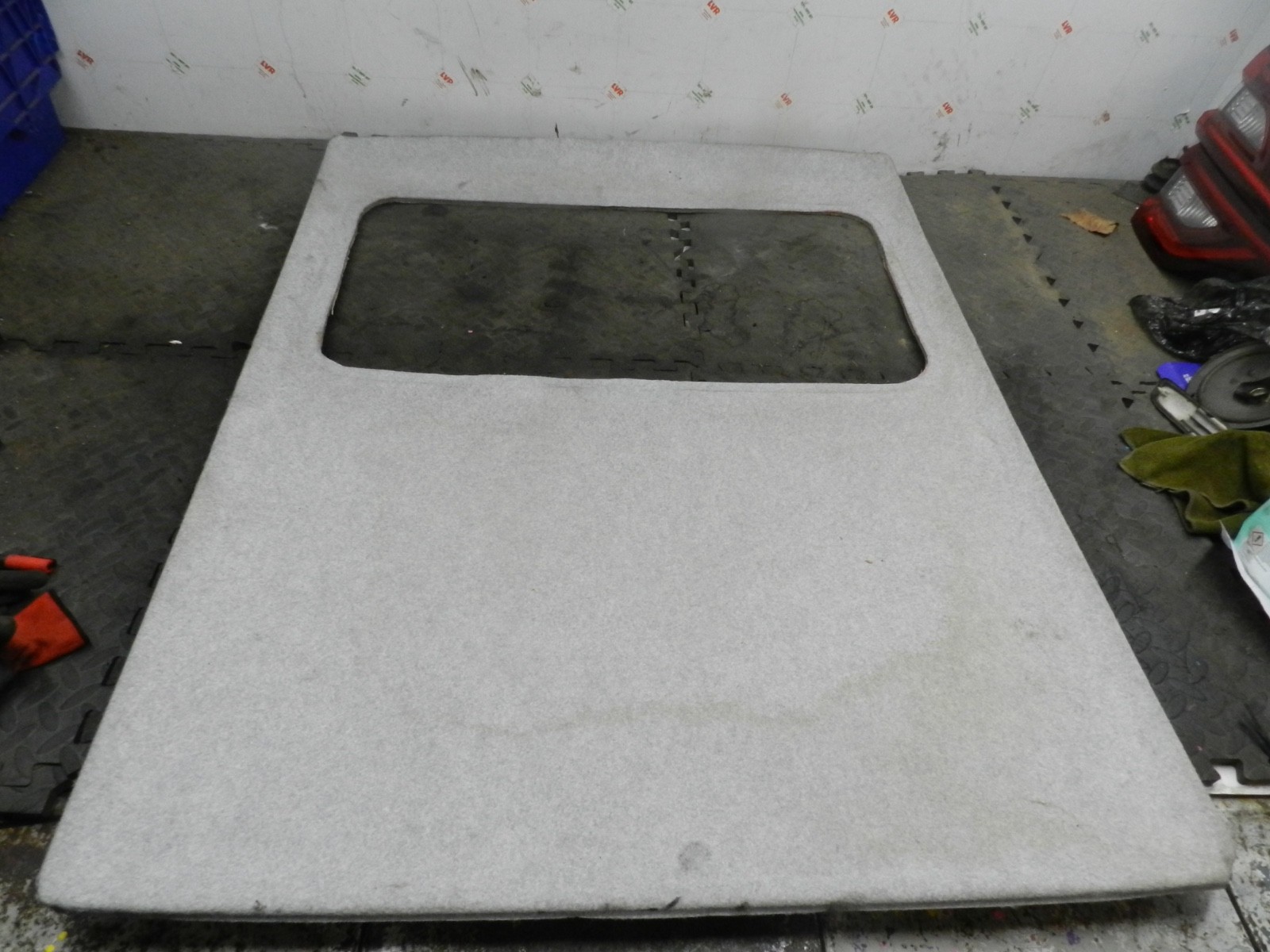 181. RENAULT 5 R5 NOT RS TURBO. ROOF PANEL WITH SUN ROOF HOLE LINER - Image 3