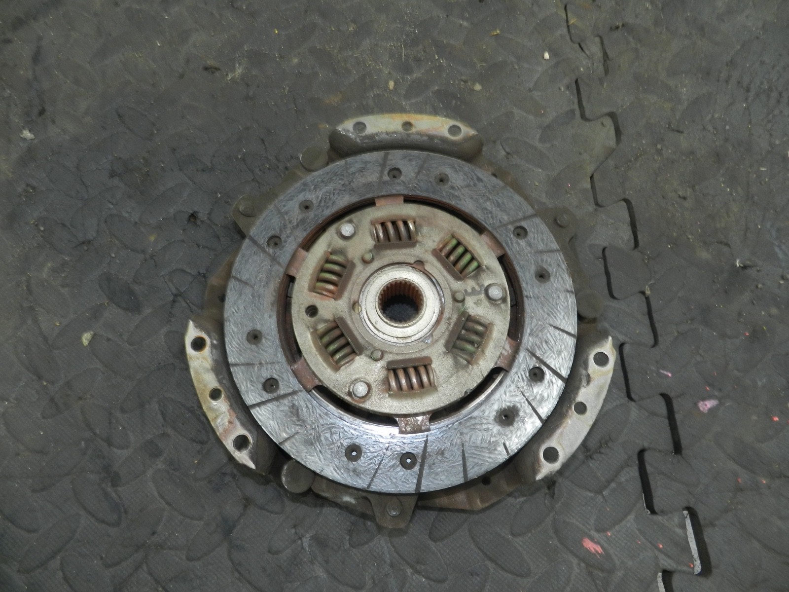 181. RENAULT 5 R5 NOT RS TURBO. CLUTCH AND PRESSURE PLATE