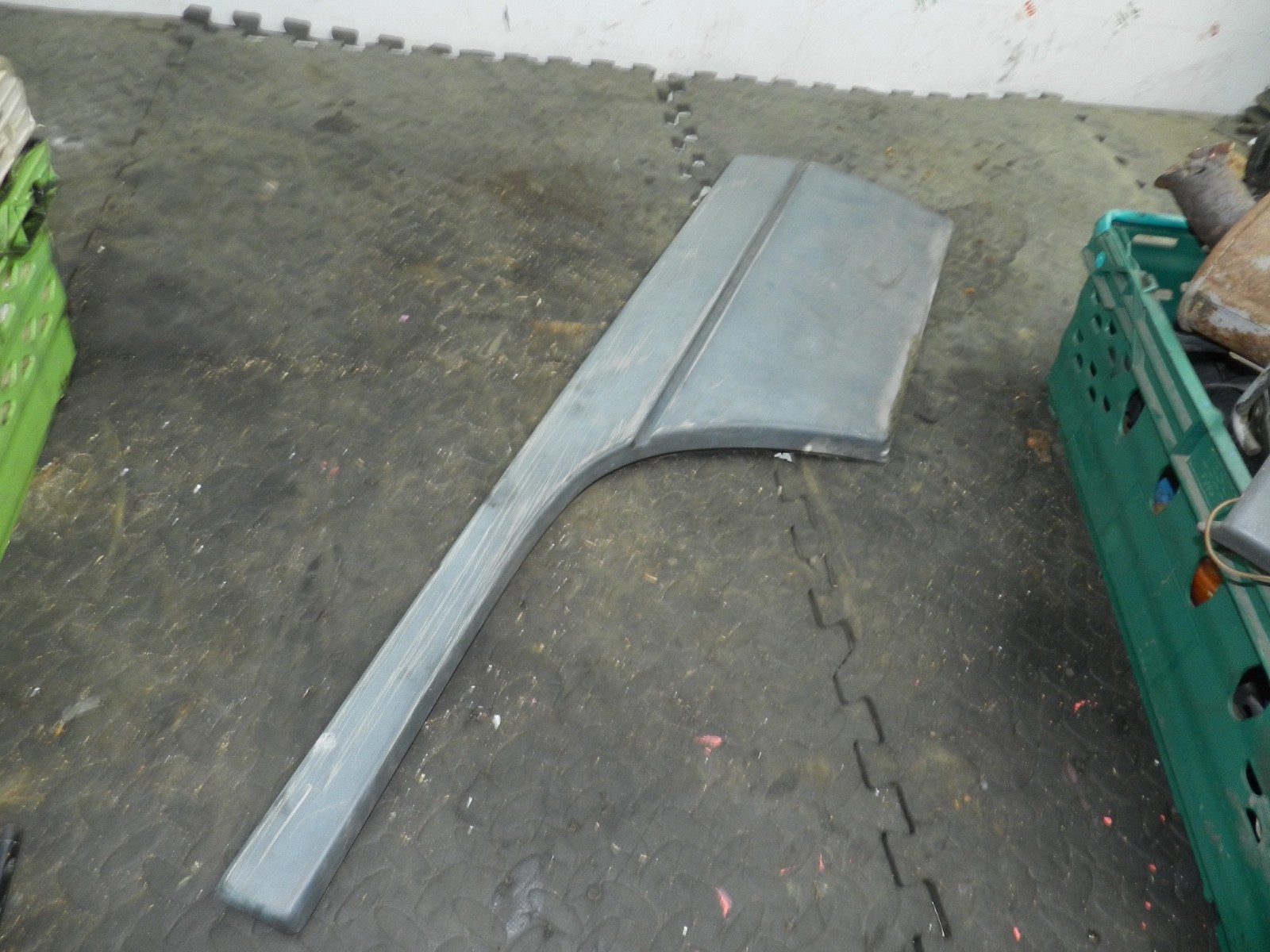 181. RENAULT 5 R5 NOT RS TURBO. DRIVER SIDE REAR QUARTER TRIM PANEL - Image 2