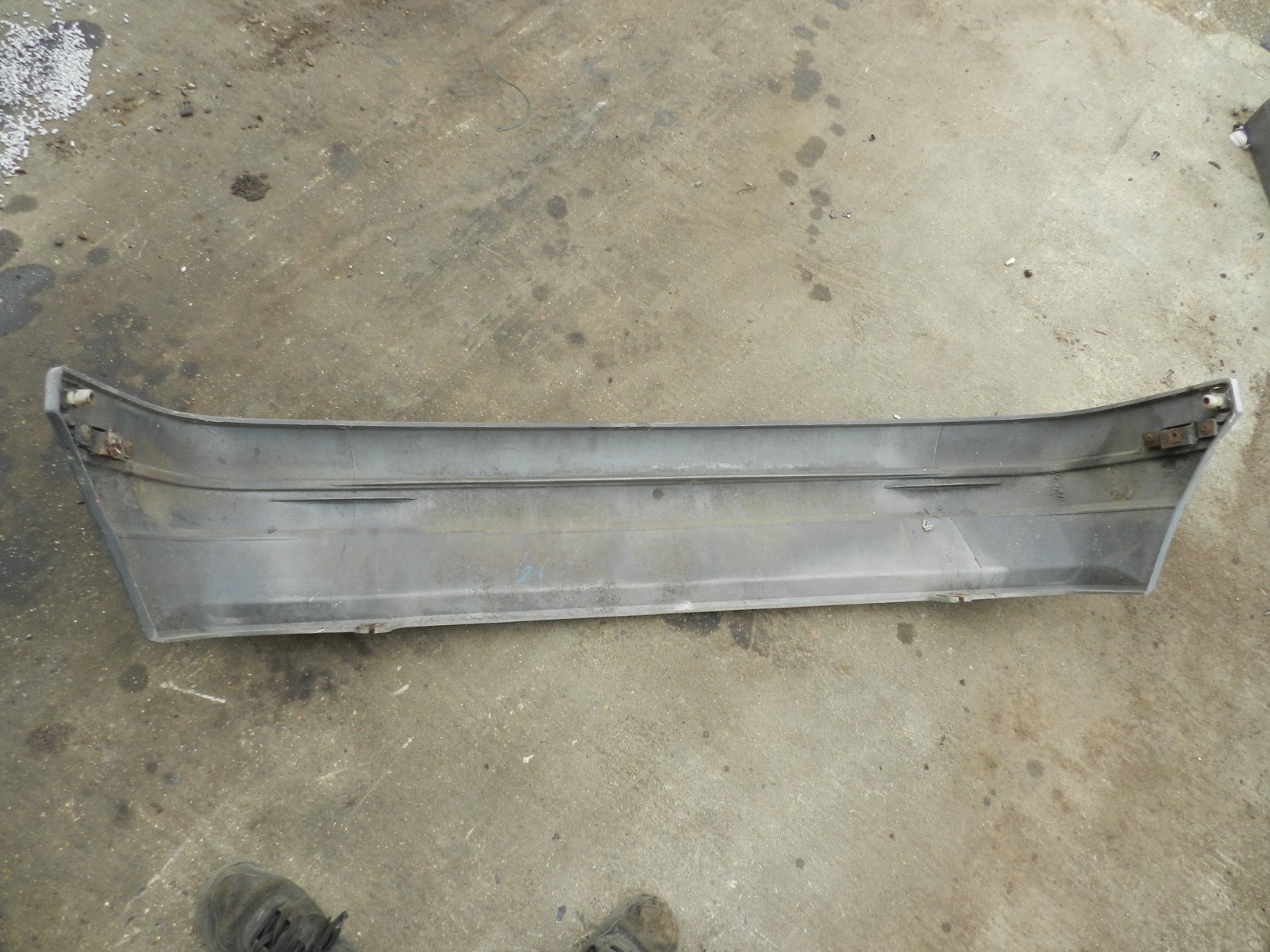 181. RENAULT 5 R5 NOT RS TURBO. REAR BUMPER - Image 5