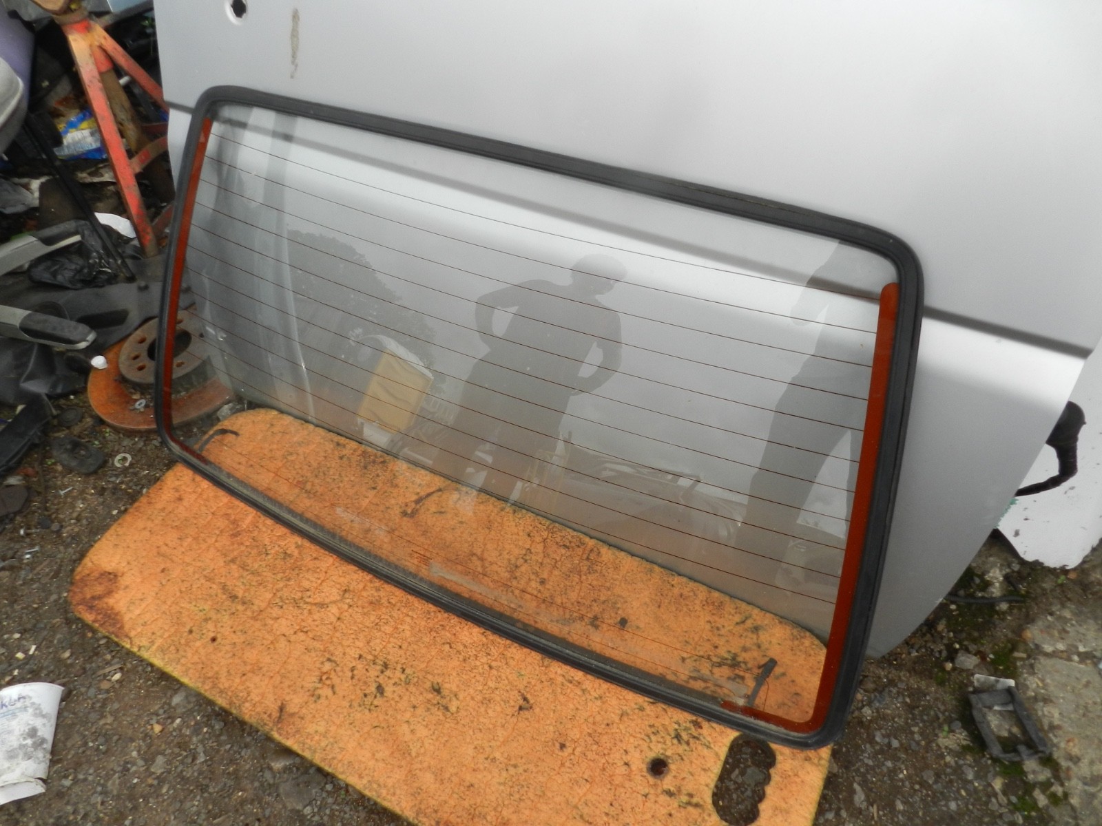 181. RENAULT 5 R5 NOT RS TURBO. REAR BOOT LID TAIL GATE WINDSCREEN GLASS - Image 3