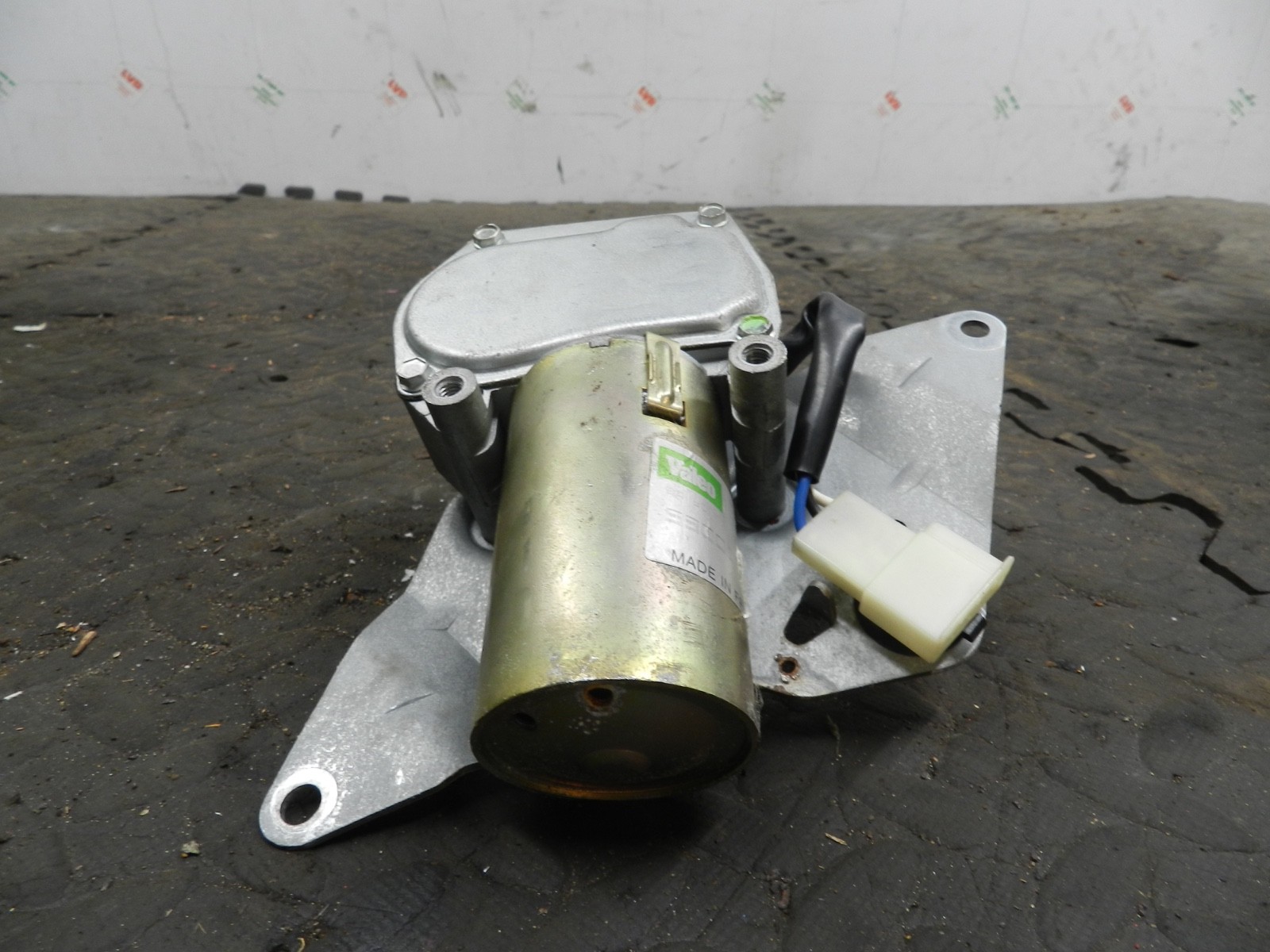 181. RENAULT 5 R5 NOT RS TURBO. REAR BOOT LID TAIL GATE WIPER MOTOR - Image 2