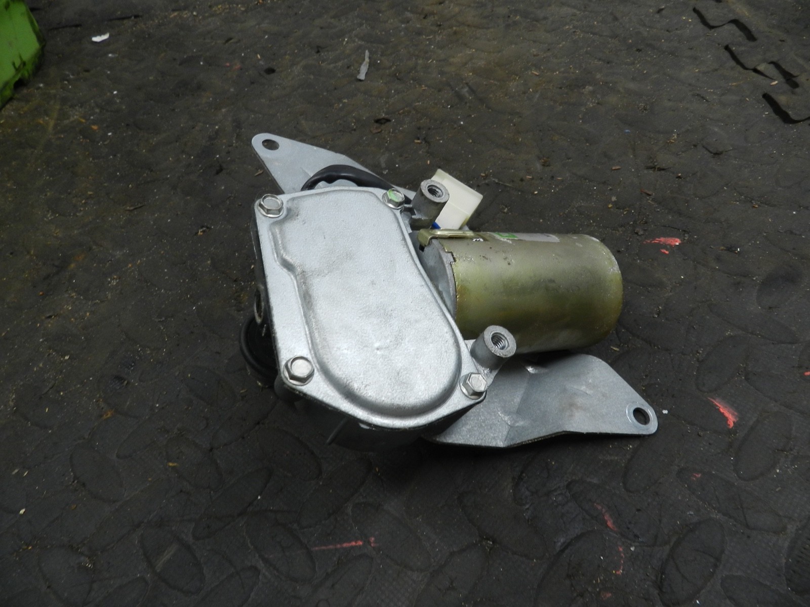 181. RENAULT 5 R5 NOT RS TURBO. REAR BOOT LID TAIL GATE WIPER MOTOR - Image 3