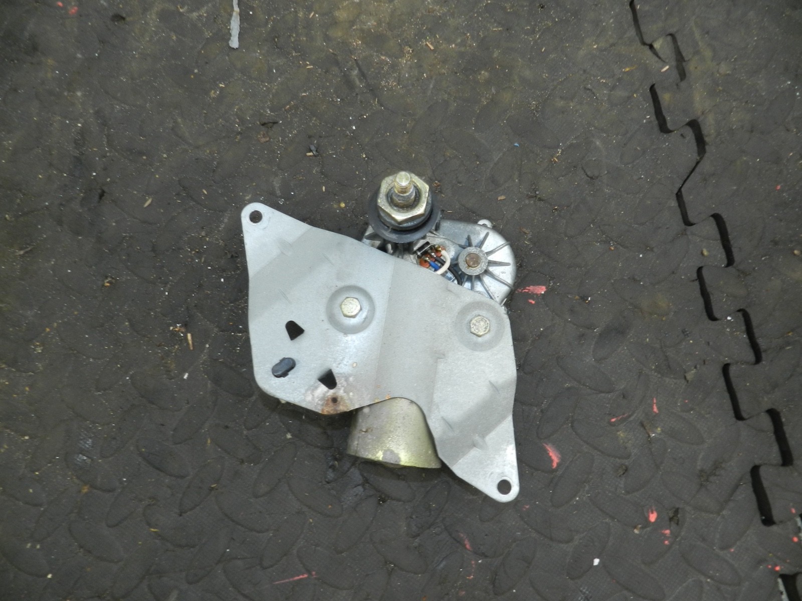 181. RENAULT 5 R5 NOT RS TURBO. REAR BOOT LID TAIL GATE WIPER MOTOR - Image 4