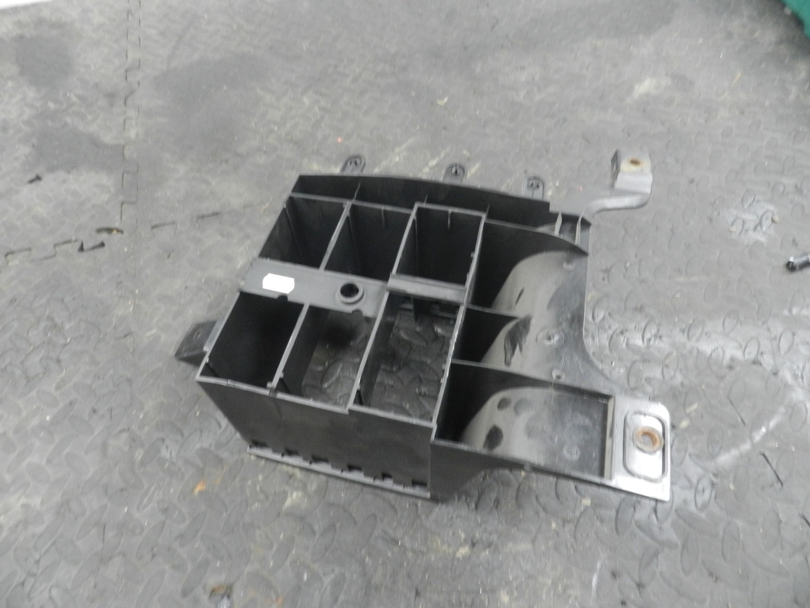 167. 2008 SKODA OCTAVIA SCOUT 4X4. CD MULTIPLAYER SURROUND HOUSING - Image 3