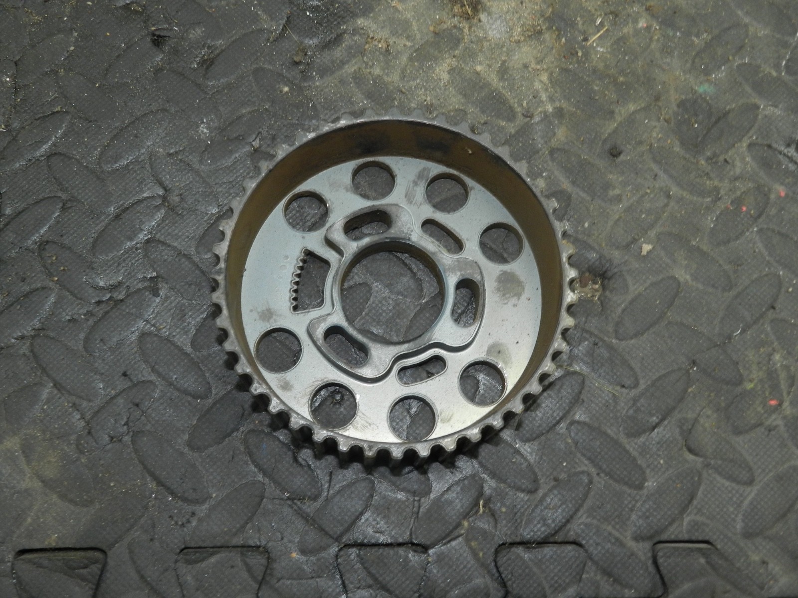 167. 2008 SKODA OCTAVIA SCOUT 4X4. CAMSHAFT TOOTHEAD PULLEY - Image 2
