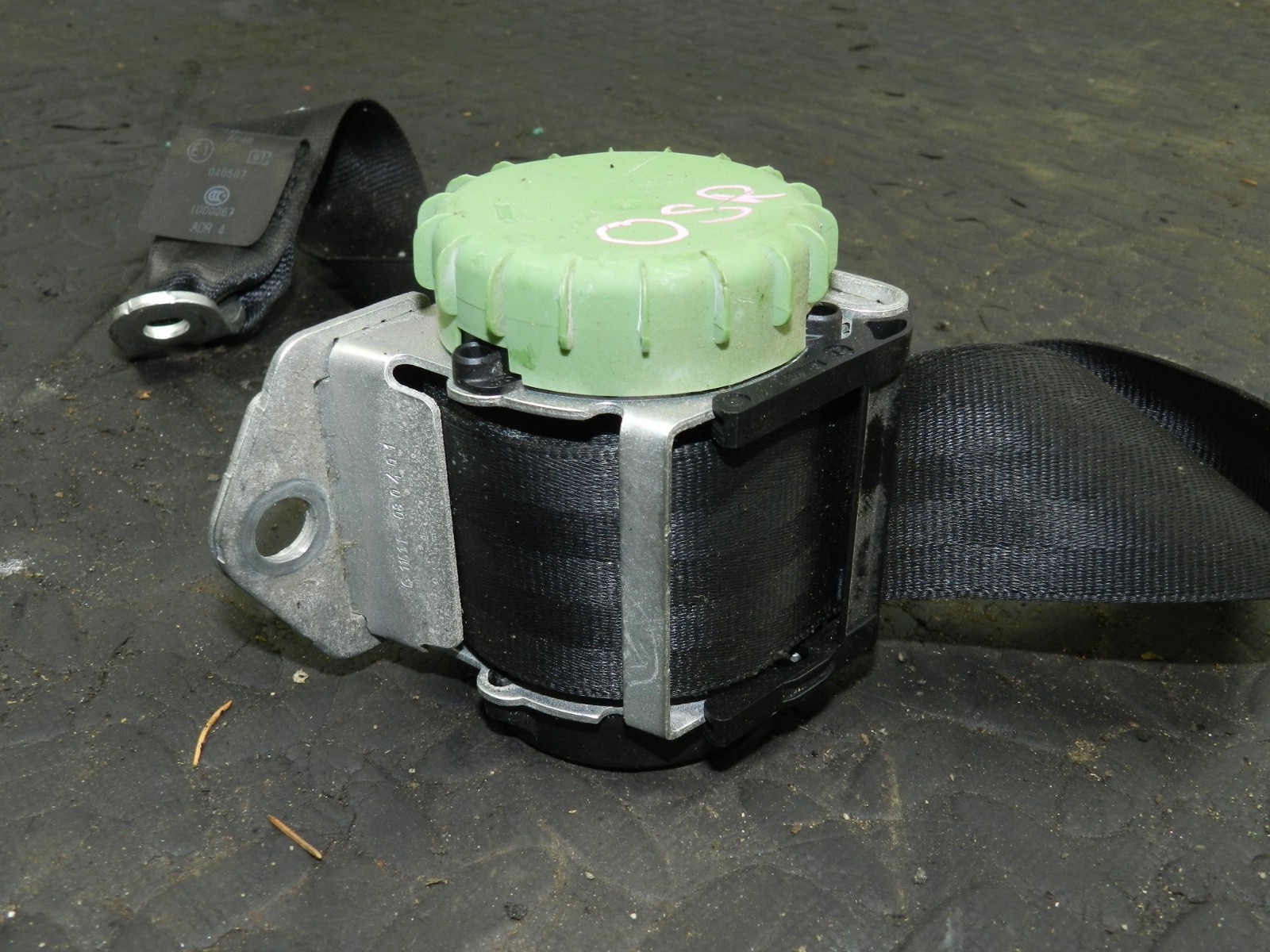 167. 2008 SKODA OCTAVIA SCOUT 4X4. DRIVER SIDE REAR SEAT BELT - Image 2