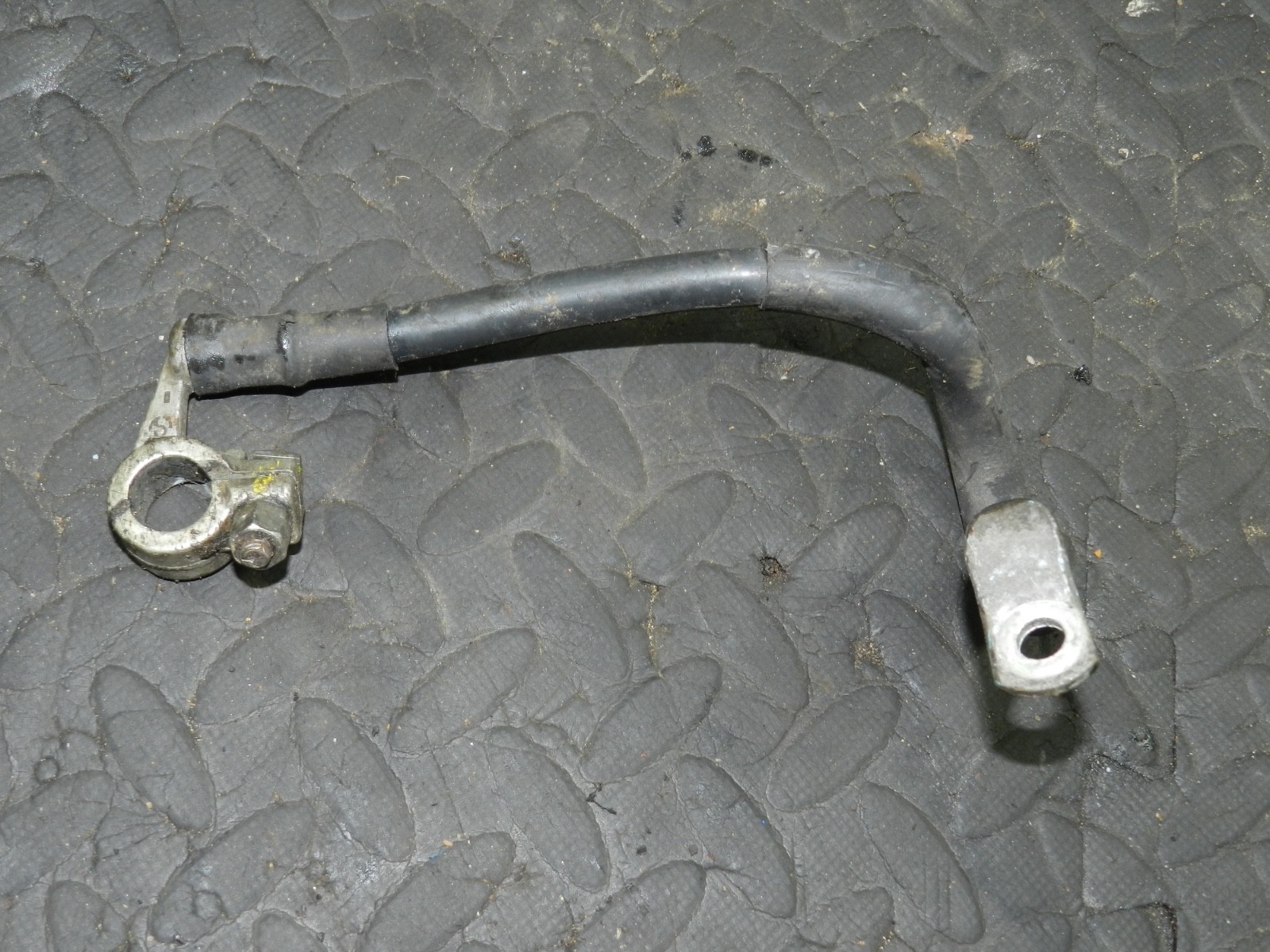 167. 2008 SKODA OCTAVIA SCOUT 4X4. NEGATIVE EARTH CABLE STRAP