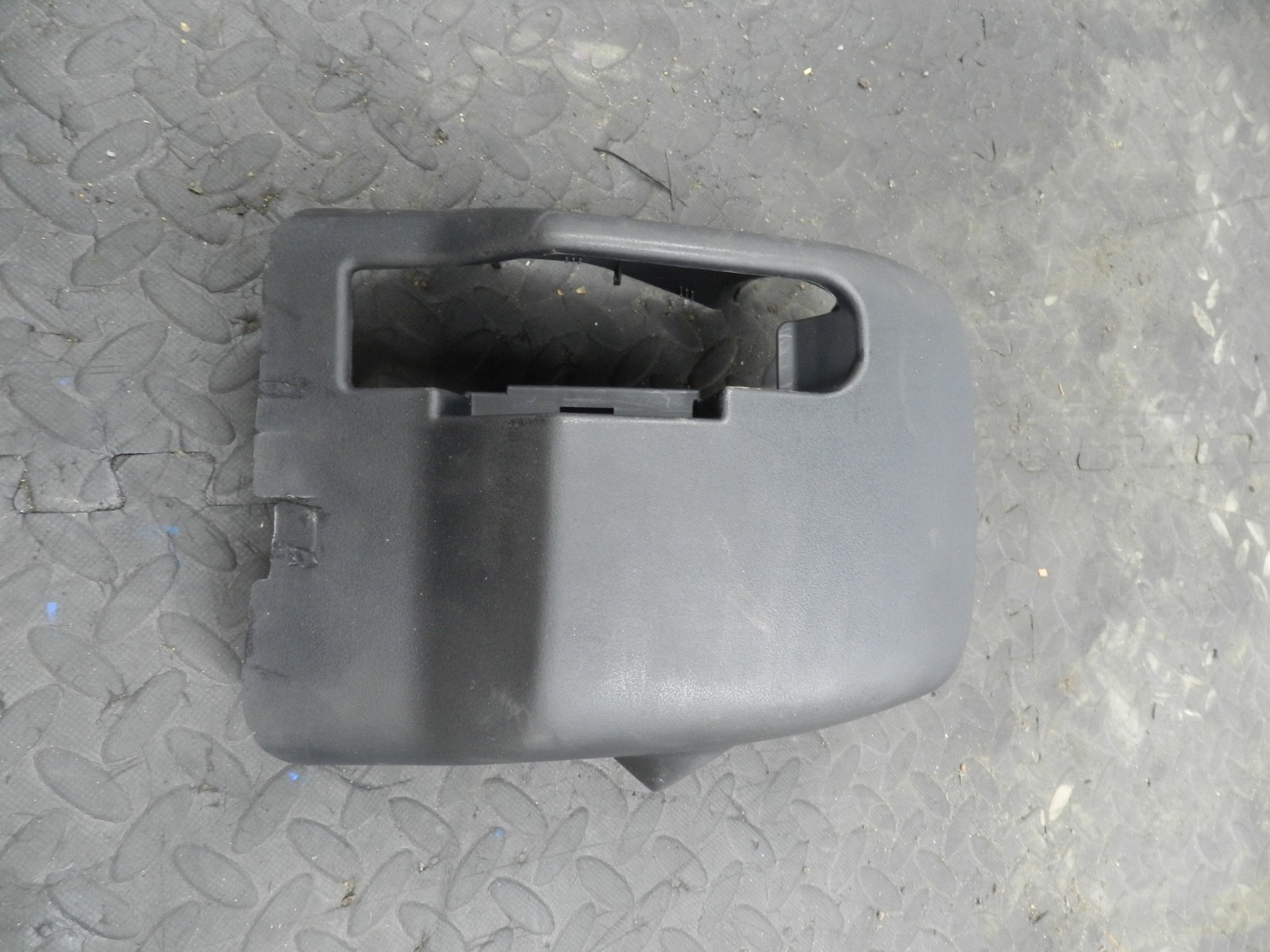 169. TOYOTA AURIS. 1.6 DIESEL. STEERING COWLING LOWER TRIM 45287-02390 - Image 3