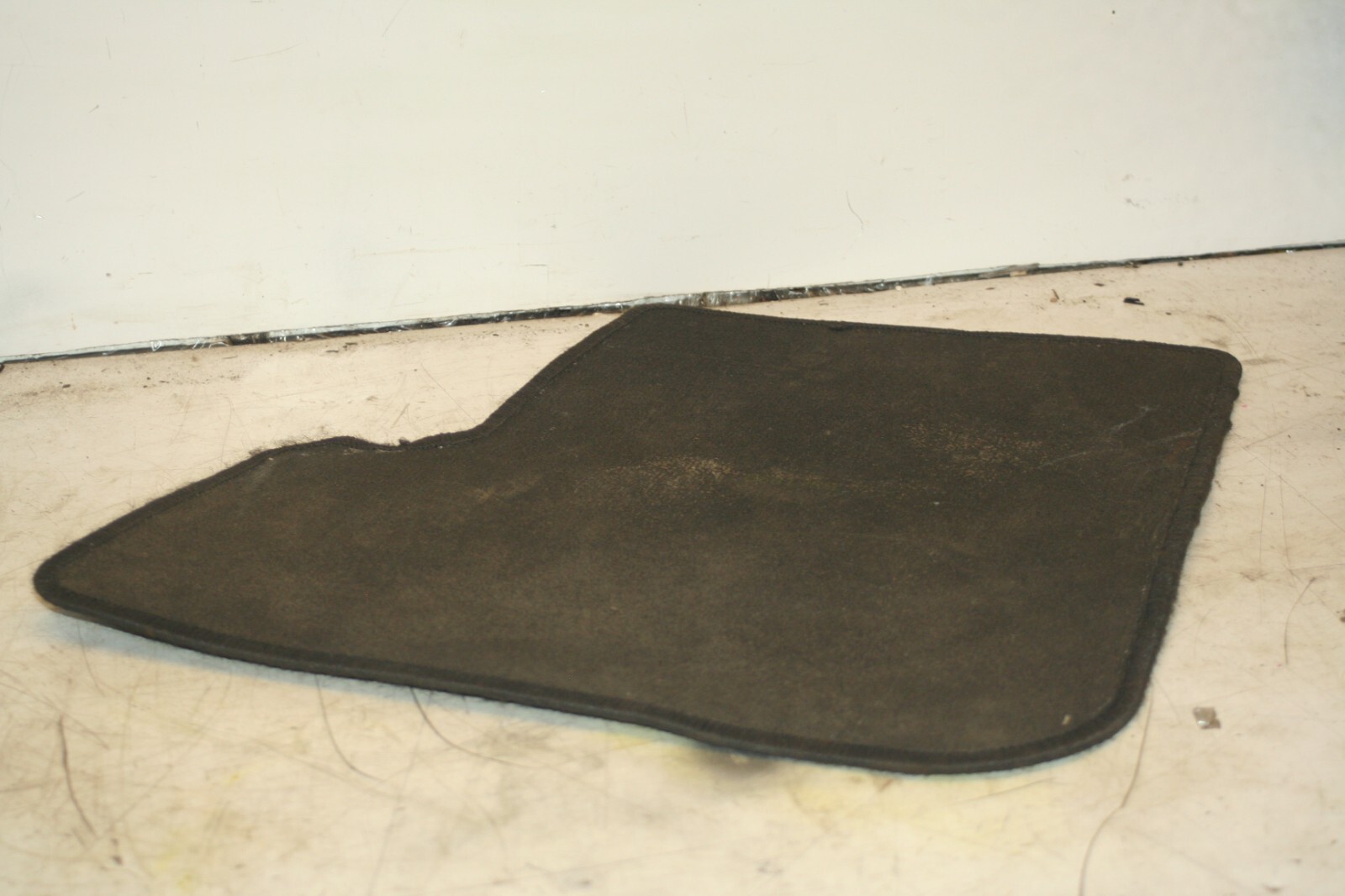 (98) TOYOTA RAV 4 MK1. FLOOR MAT - Image 3
