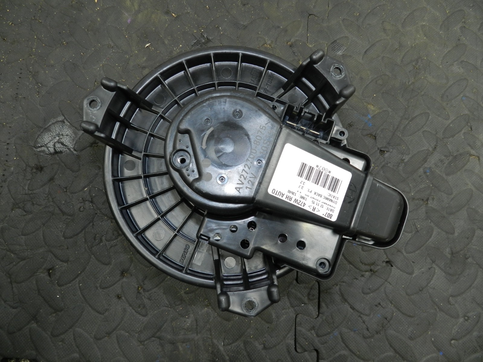 169. TOYOTA AURIS. 1.6 DIESEL. HEATER BLOWER FAN MOTOR - Image 4