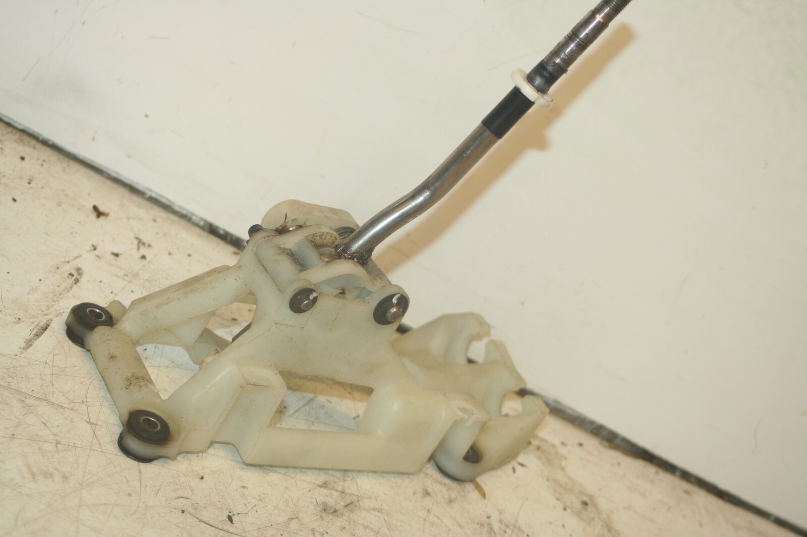 (98) TOYOTA RAV 4 MK1. GEAR STICK SELECTOR - Image 4
