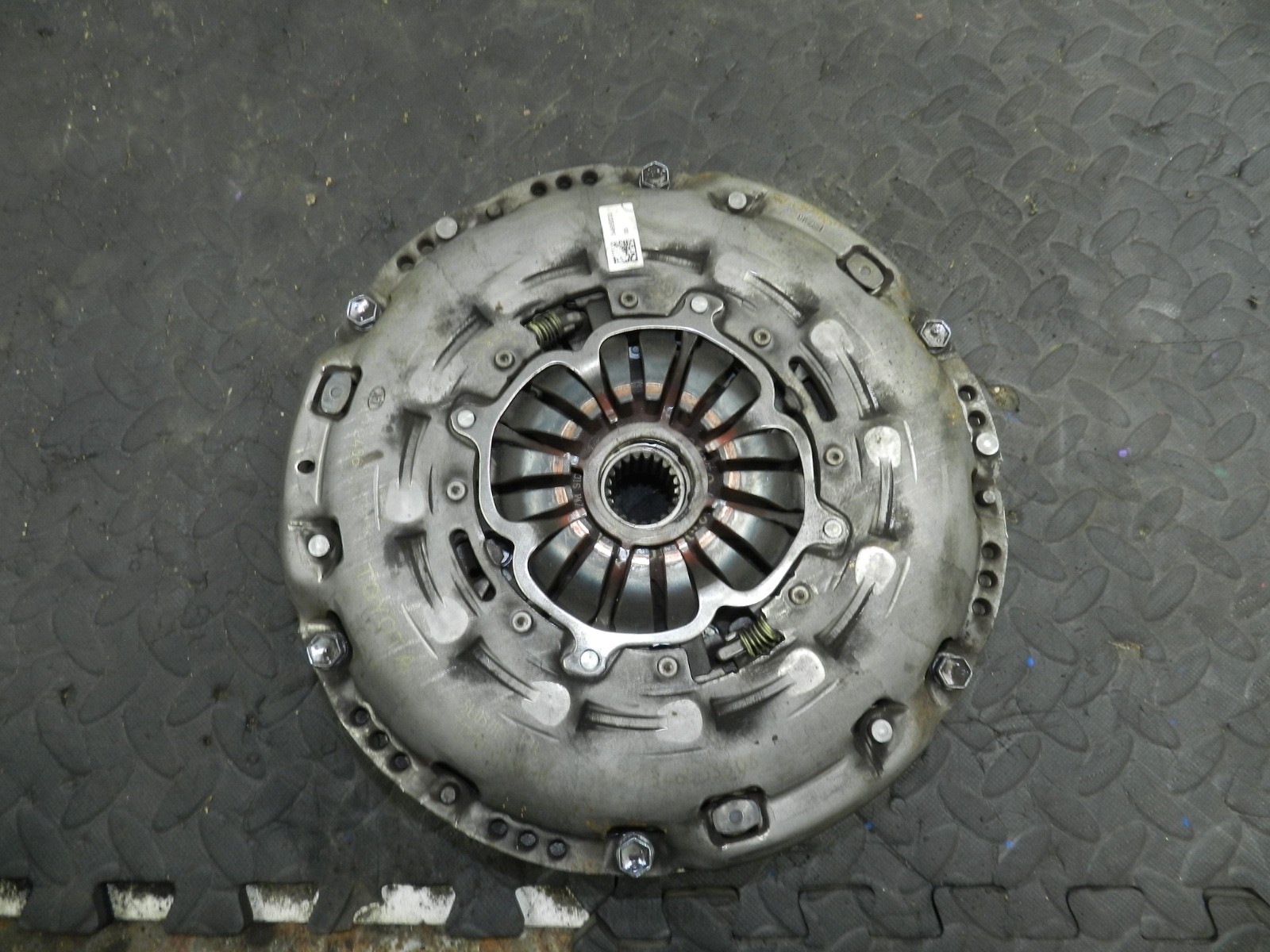 169. TOYOTA AURIS. 1.6 DIESEL. DMF DUAL MASS FLYWHEEL + CLUTCH KIT - Image 7