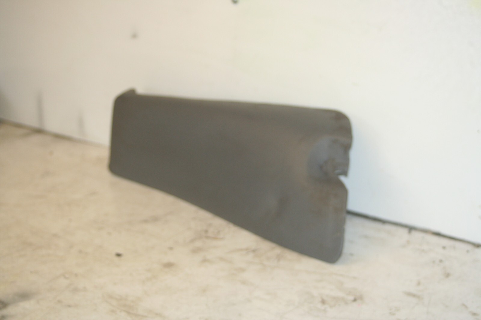 (98) TOYOTA RAV 4 MK1. DRIVER REAR LEATHER SEAT EDGE BOLSTER - Image 2