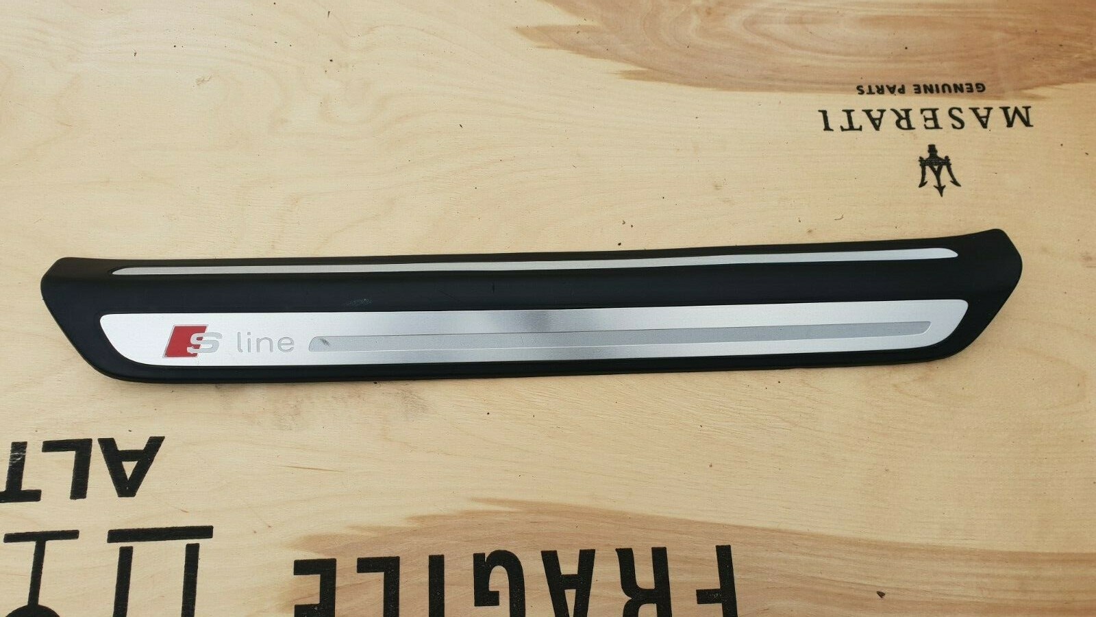 Audi Q3 8U 2011-2018 Front Right Door Step Sill Trim Cover 8U0853374