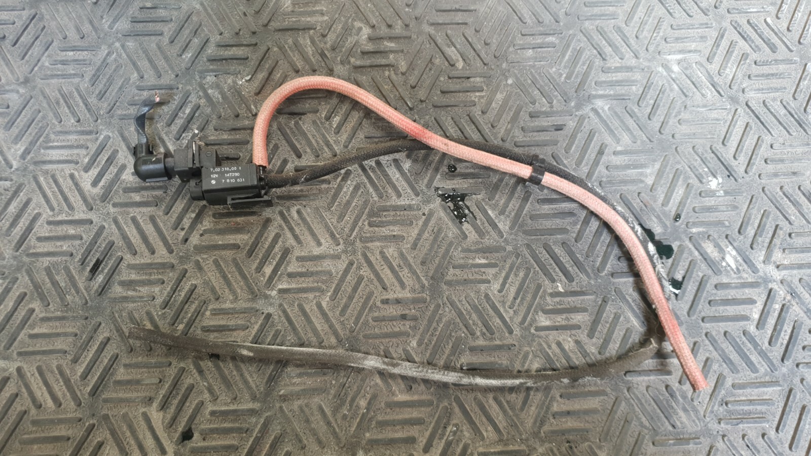 Mini Countryman 2014 1.6 Diesel 113BHP EGR Vacuum Solenoid/Valve 7810831 - Image 2