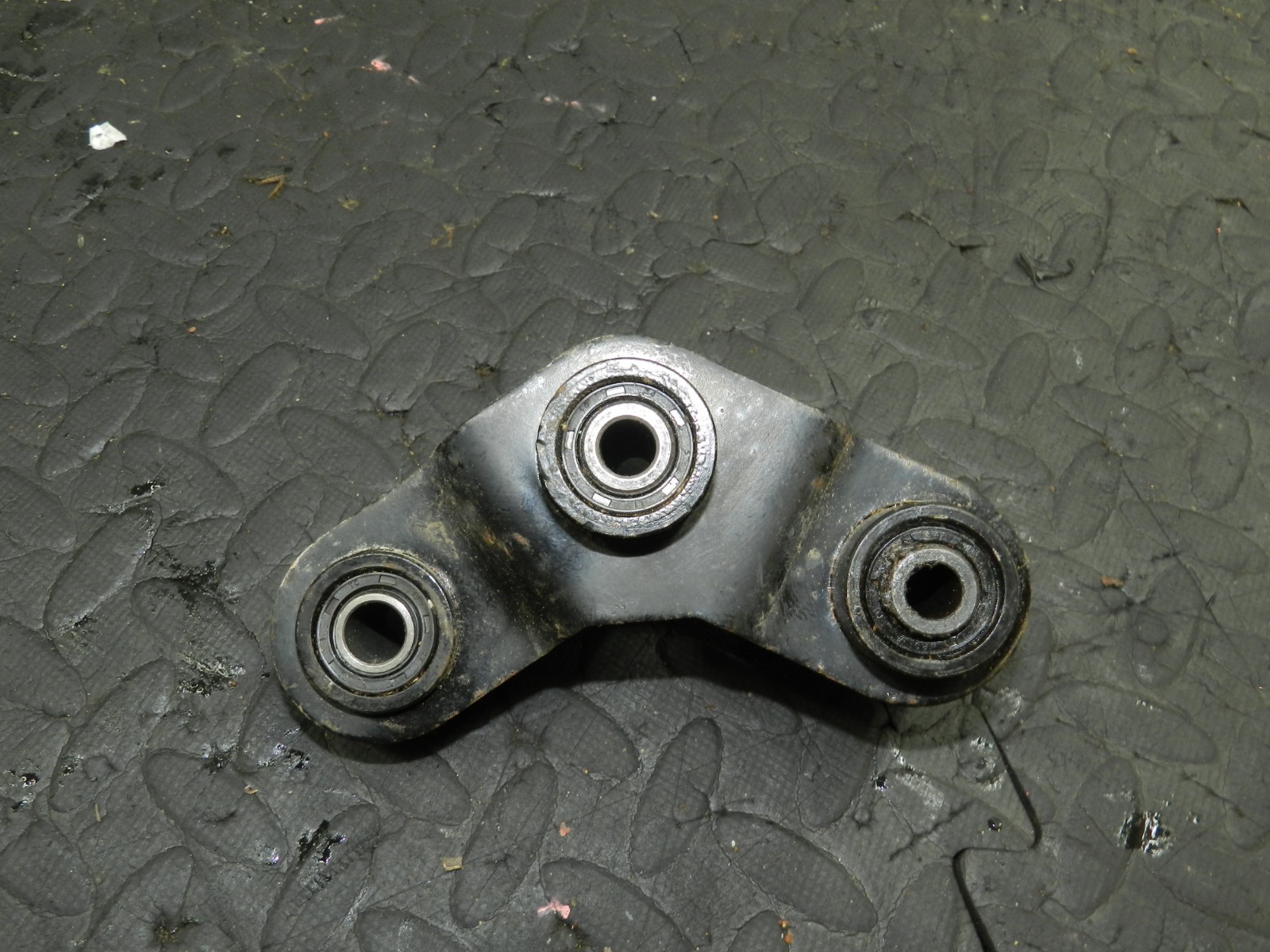 170. 2024 LEXMOTO LXS 125 MOTORBIKE. ENGINE MOUNT BRACKET - Image 2