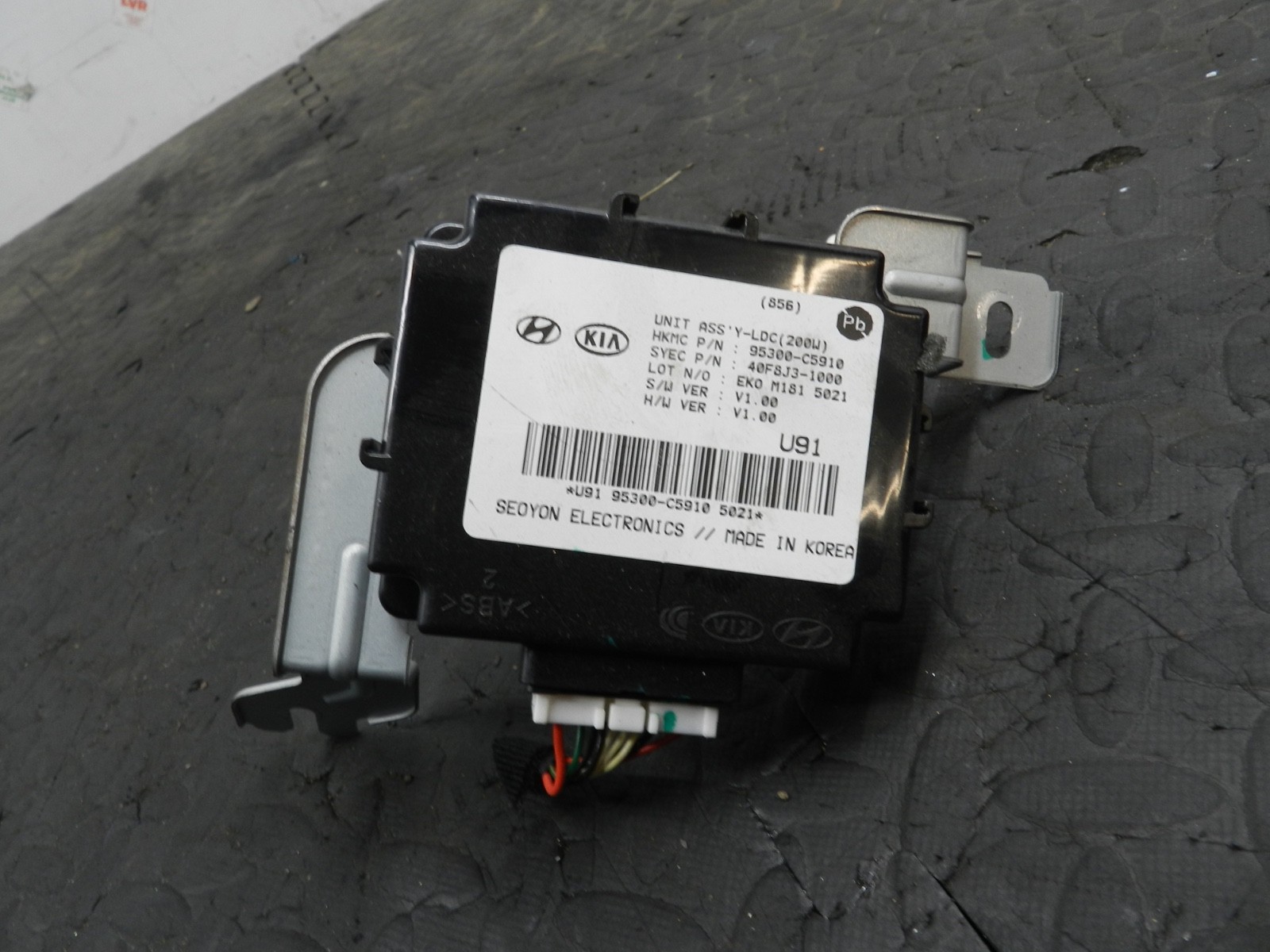 171. KIA SORENTO MK3 GT-LINE. 95300-C5910 LDC CONTROL MODULE - Image 2