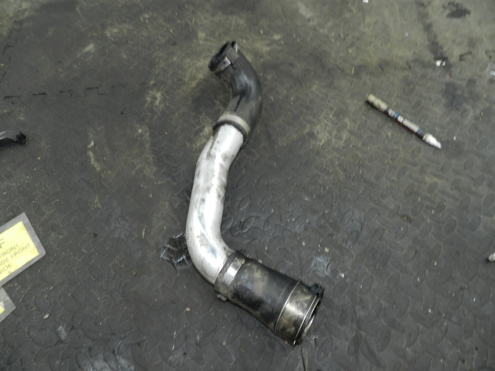 171. KIA SORENTO MK3 GT-LINE. AIR BOOST INTAKE PIPE