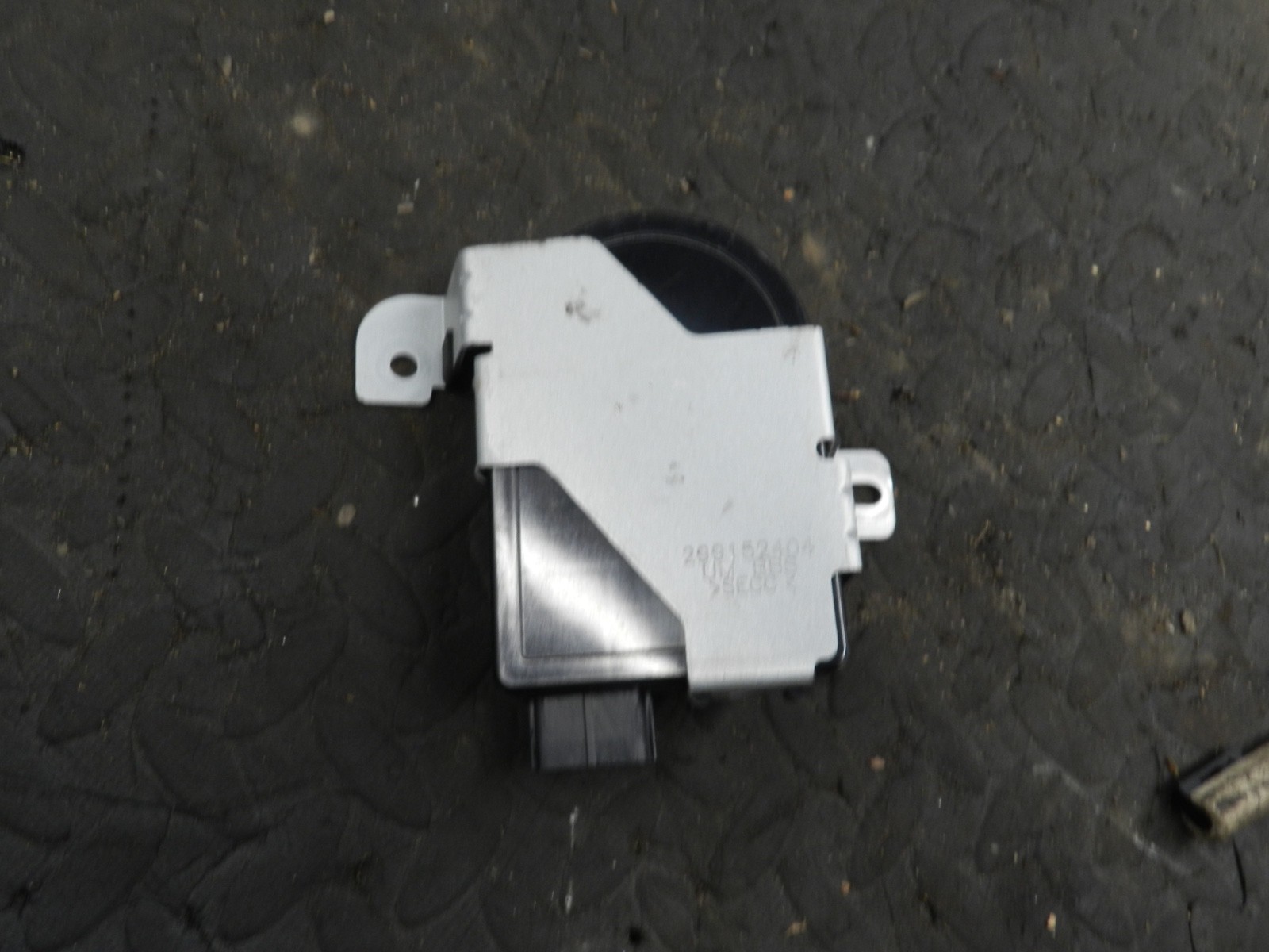 171. KIA SORENTO MK3 GT-LINE. ALARM SIREN HORN MODULE - Image 6