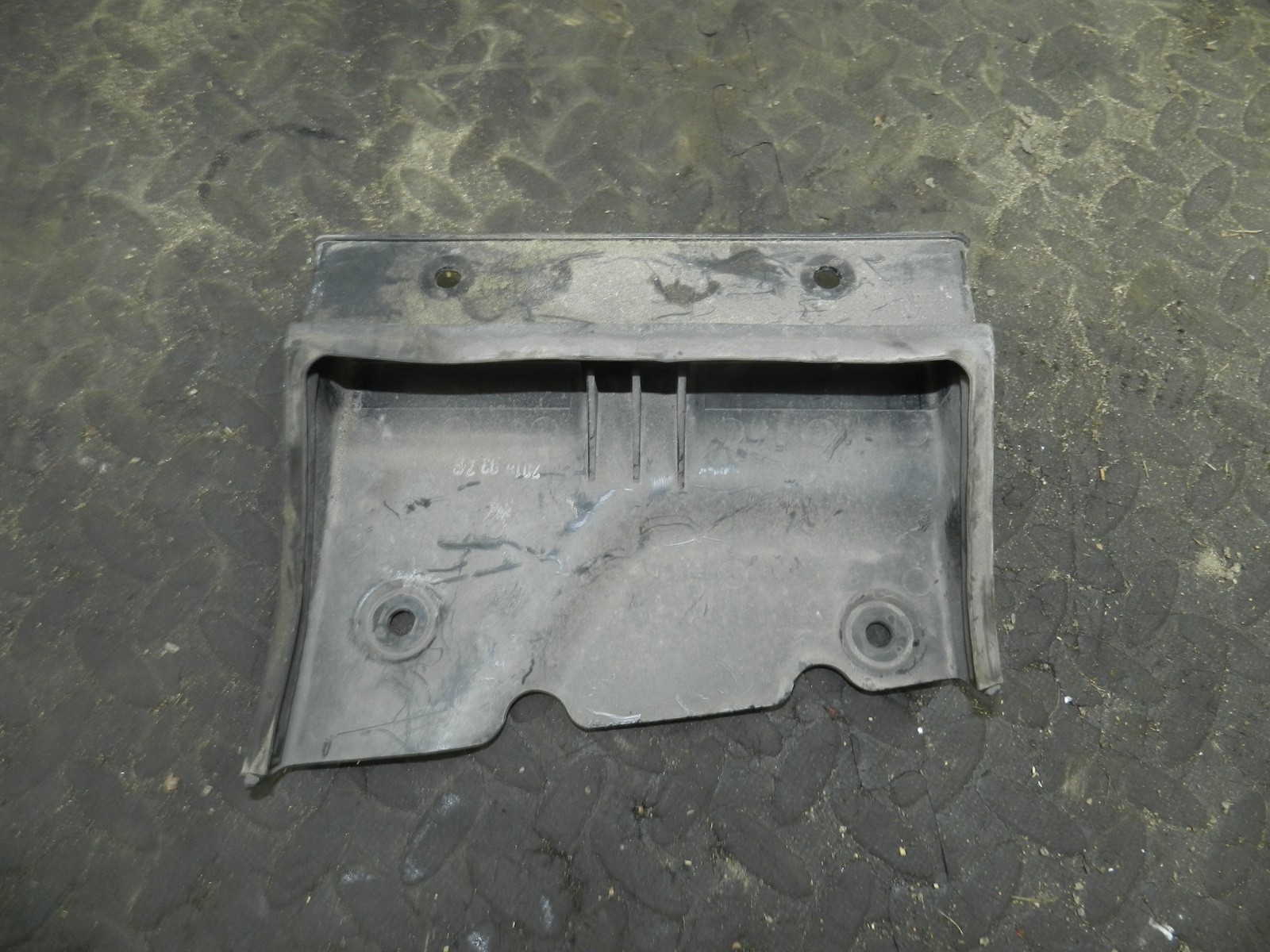 171. KIA SORENTO MK3 GT-LINE. AIR DUCT INTAKE