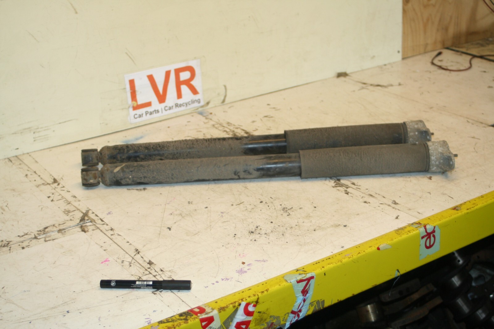 (6B) 2013 FORD FOCUS 1.0 ECOBOOST. R SHOCK ABSORBERS