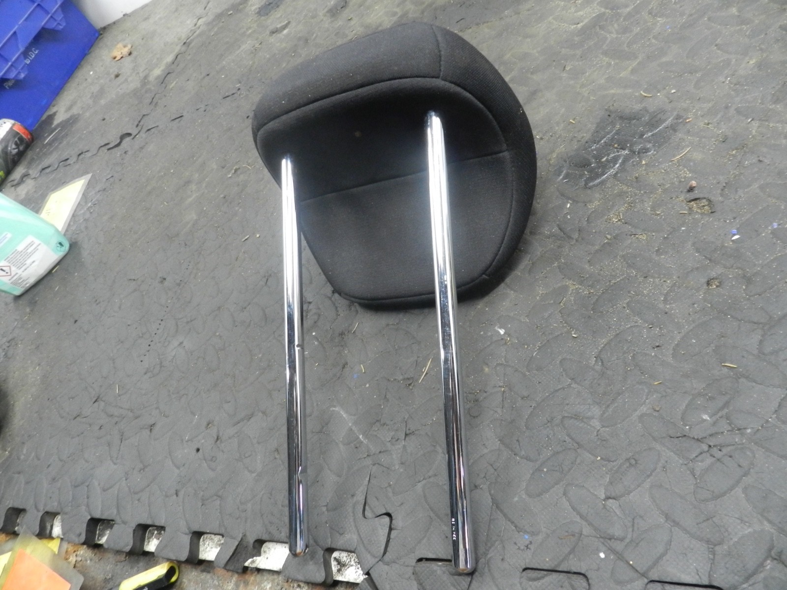174. 2020 NISSAN MICRA K14. REAR SEAT HEAD REST - Image 3